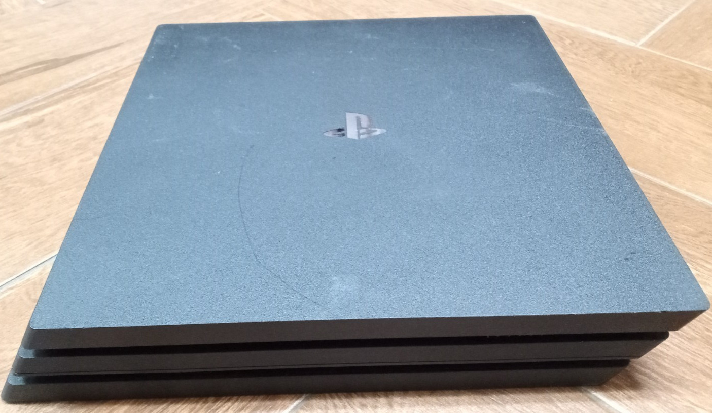(MA2) Sony PlayStation 4 Pro 1TB CUH-7215B Console – Black