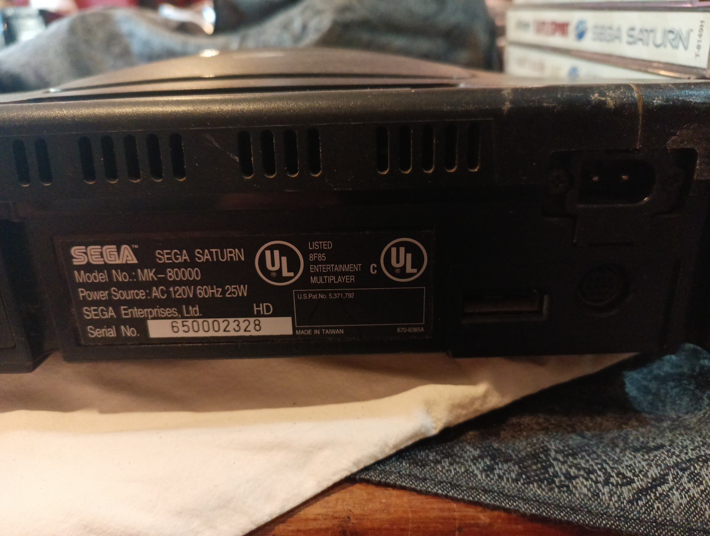 Sega Saturn Black Console and Controller Untested PLEASE READ DESCRIPTION**