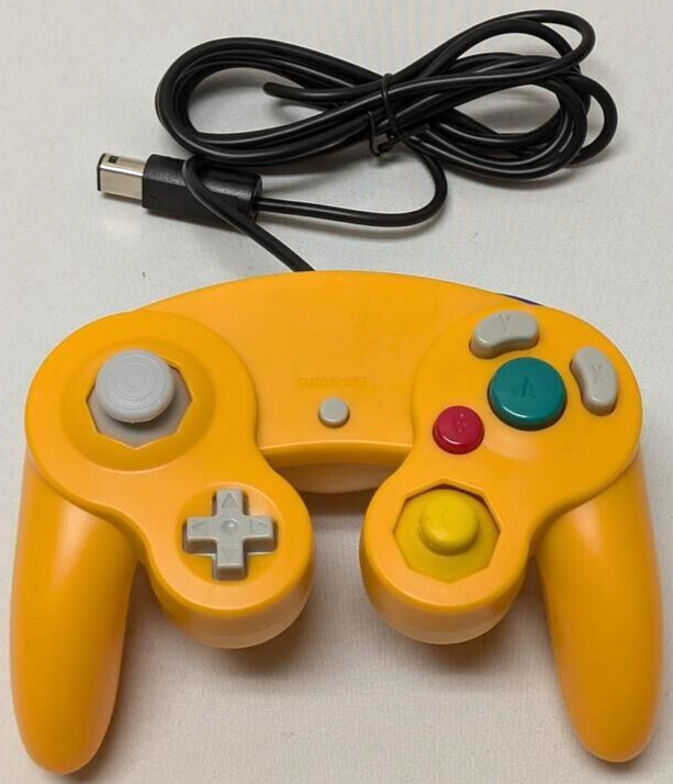 Nintendo GameCube ORANGE Housing Gaming Console DOL-001 Controller Bundle NTSC