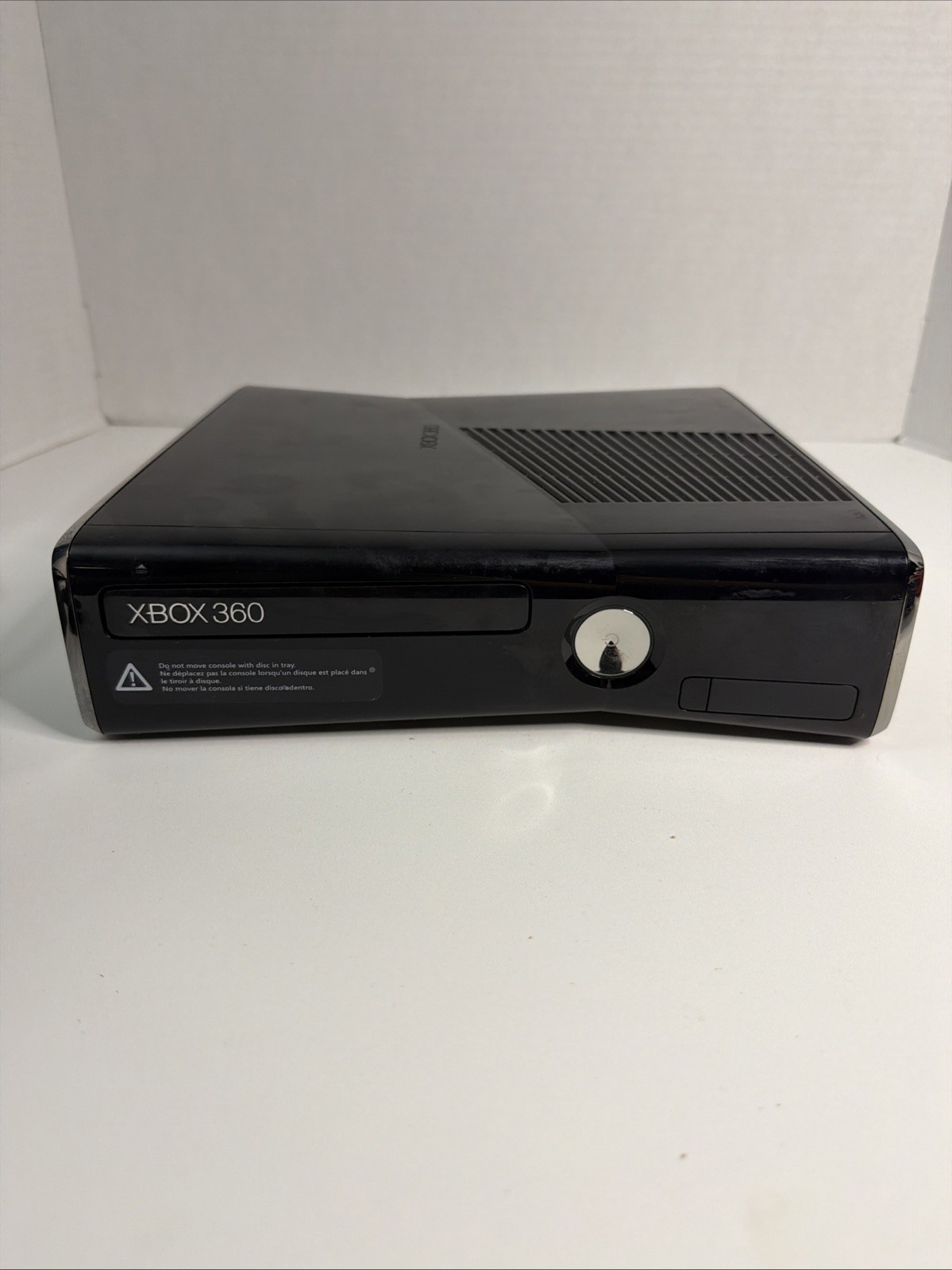 Microsoft Xbox 360 S 250GB Console Gaming System Only Gloss Black 1439