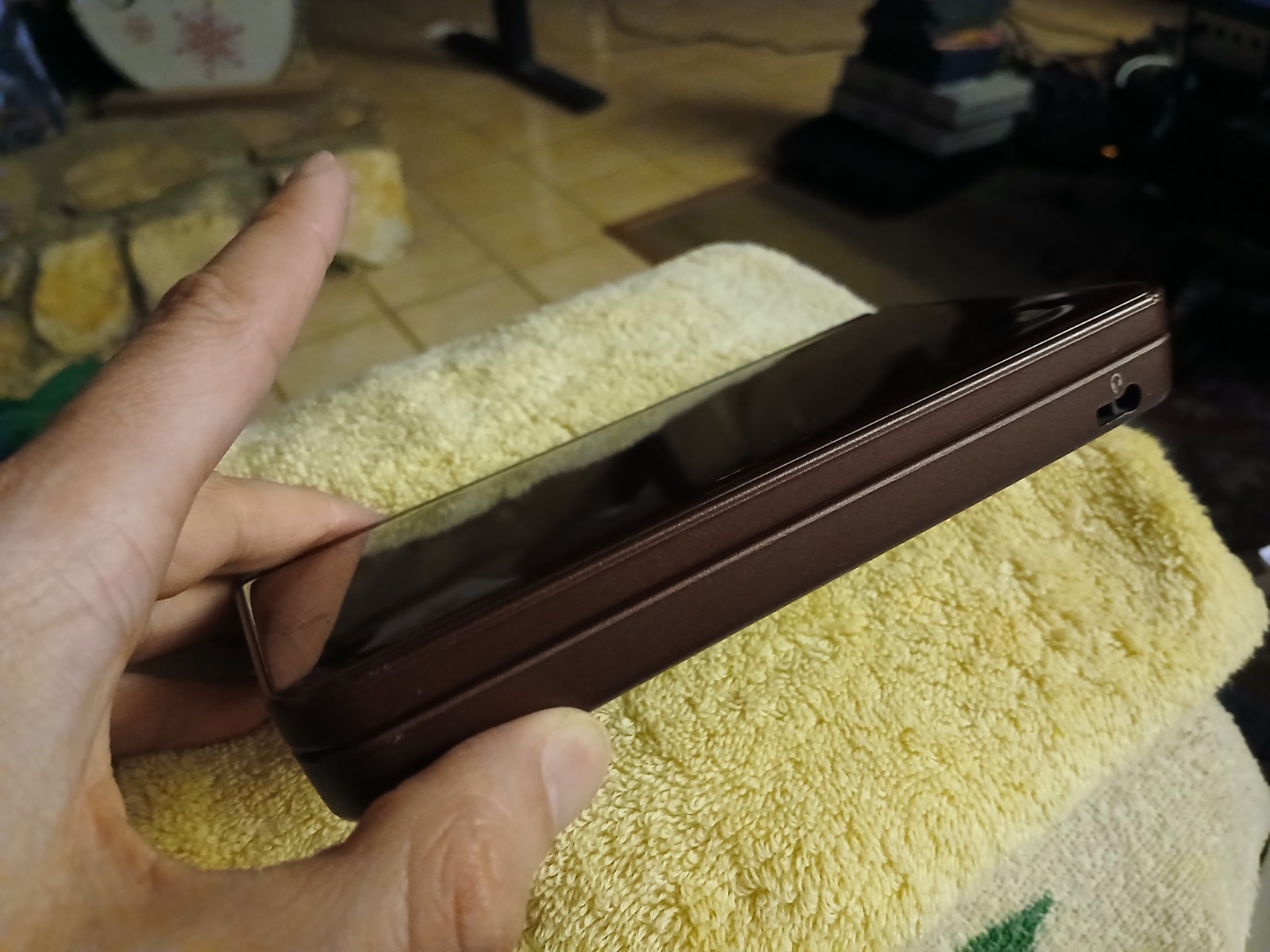 Nintendo DSi XL Launch Edition Handheld System – Burgundy