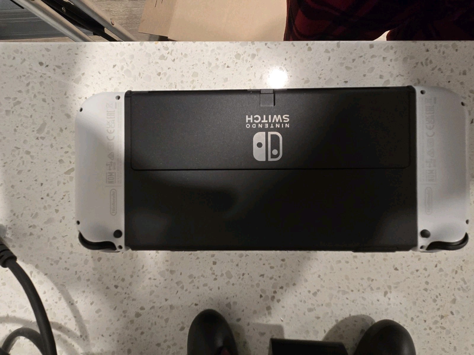 Nintendo Switch OLED Model HEG-001 Handheld Console – 64GB – White with games