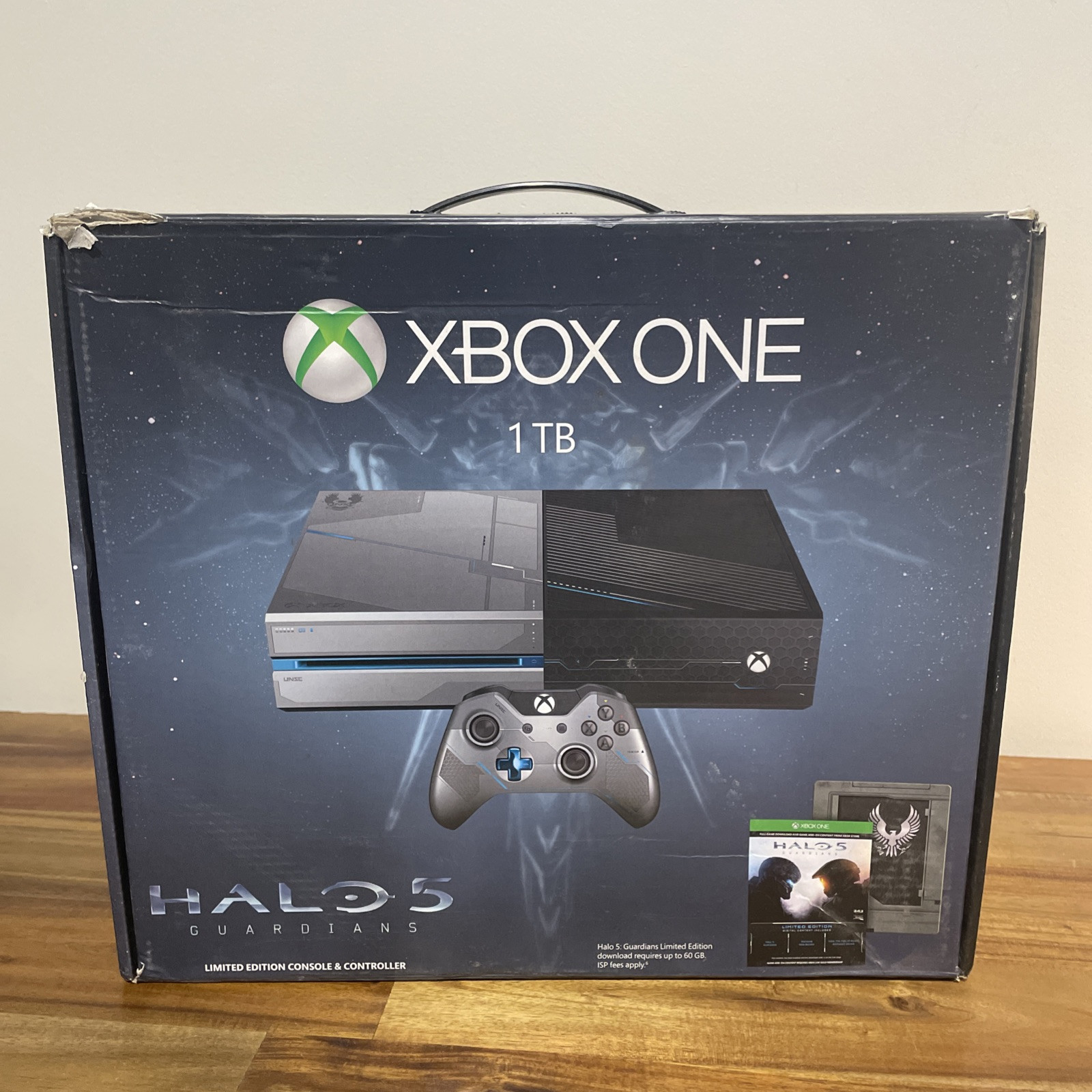 Microsoft Xbox One Halo 5: Guardians Limited Edition 1TB. Complete w/ Game