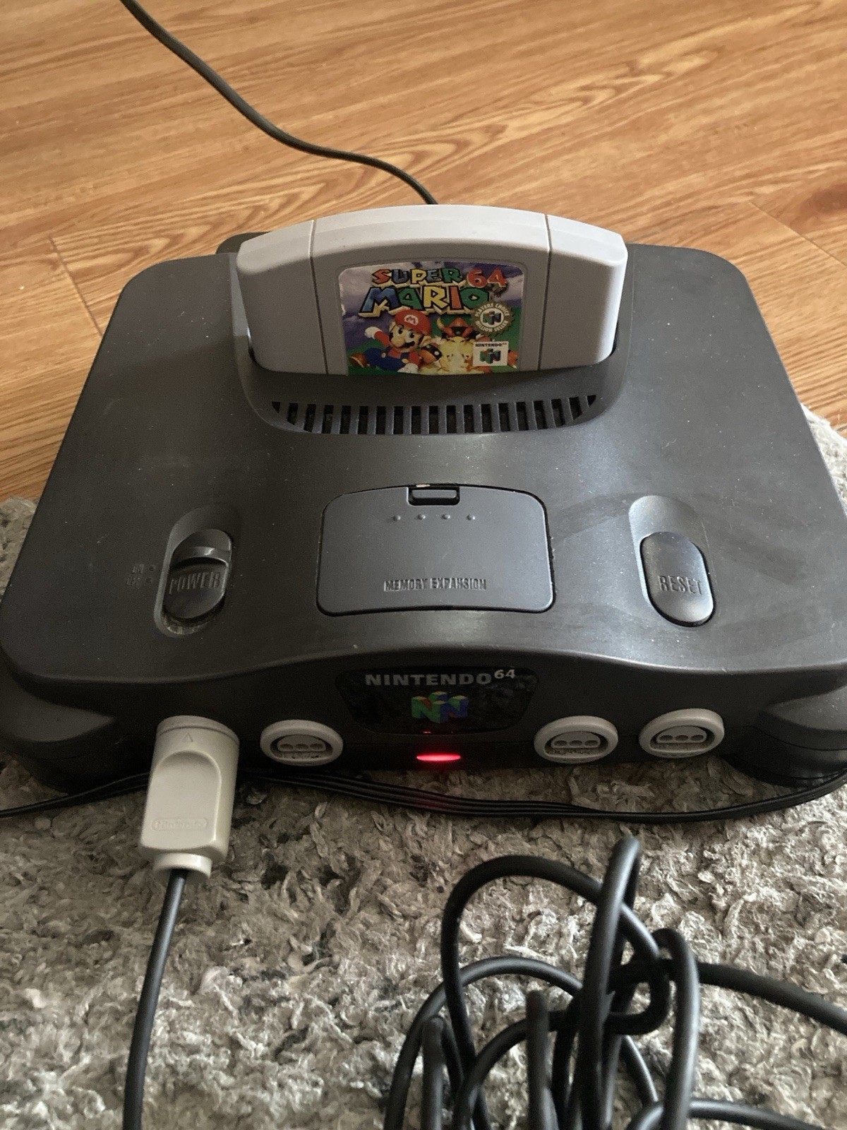 Nintendo 64 N64 With 2 Controllers Games Rumble *read Description *