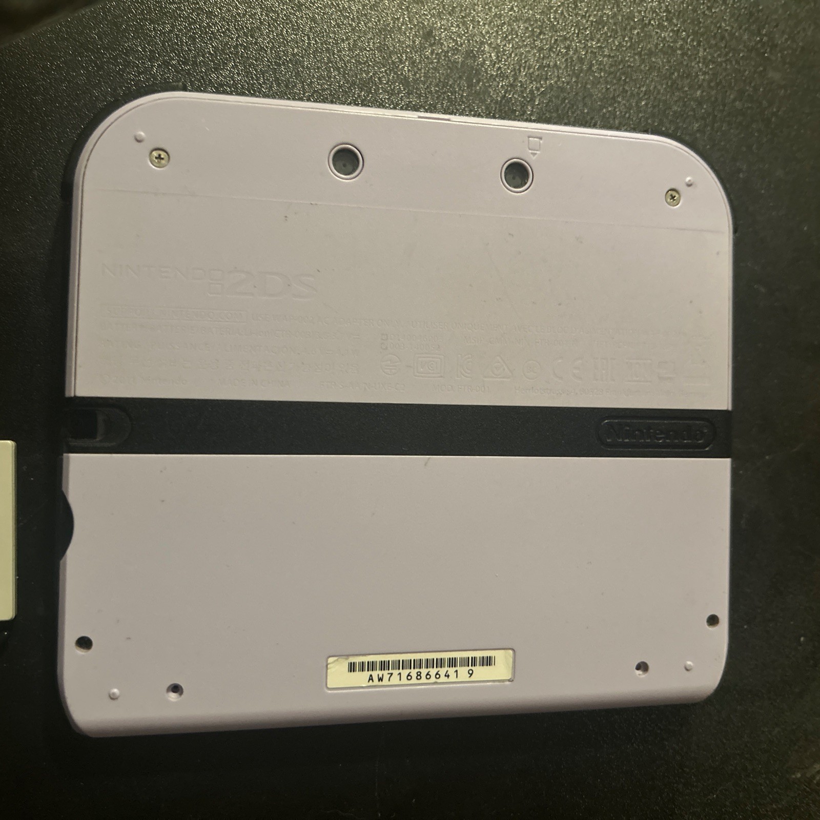 Nintendo 2DS Lavender Purple & Black NTSC U/C USA Games Mariokart & Mario Party