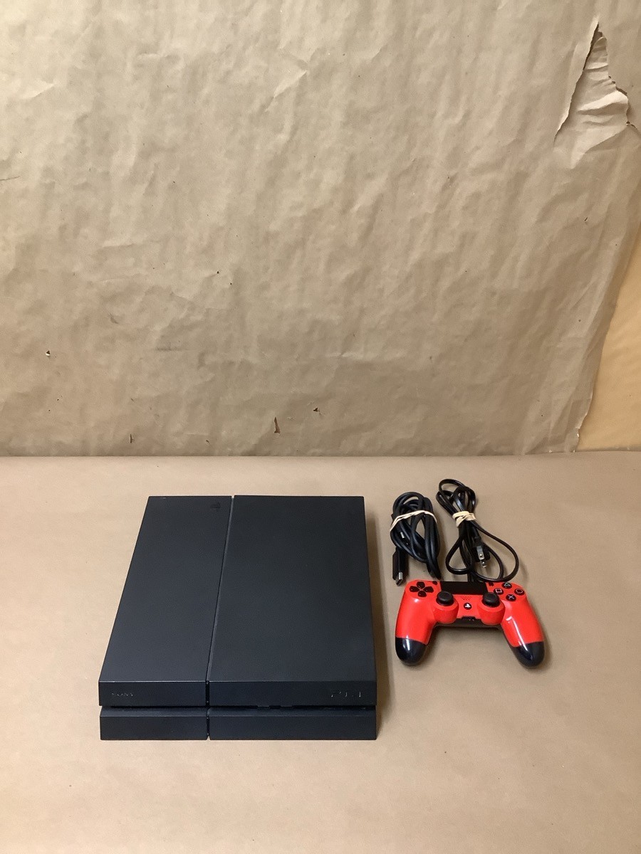 SYSTEM PS4 GAMES SONY CUH1215A, #MB859850016; 500GB (191649-11)