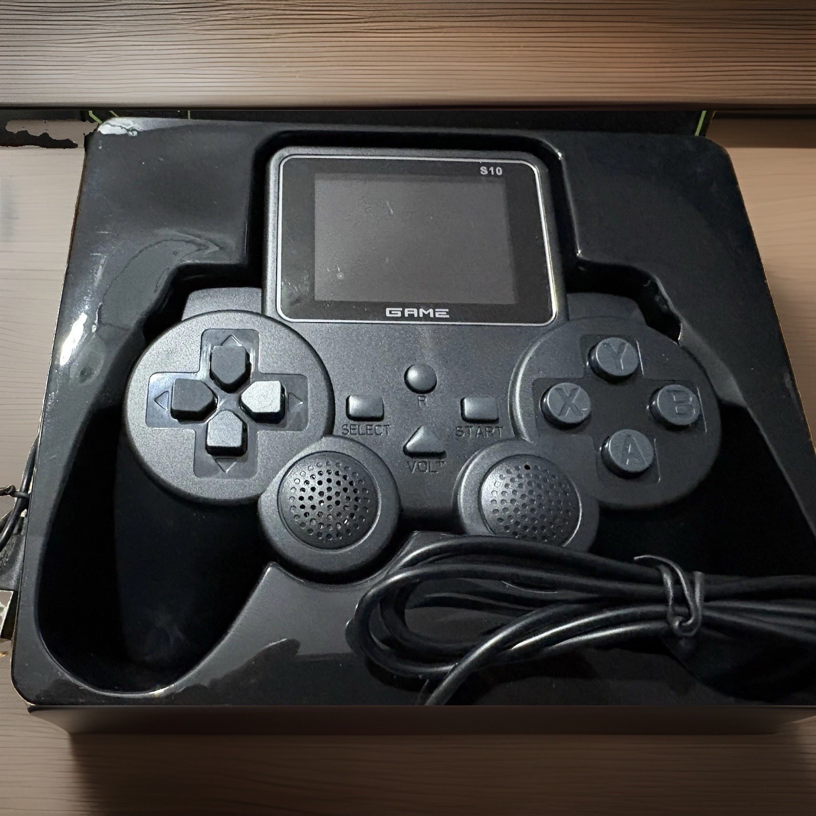S10 Controller Gamepad Microconsole Built-in Screen AV Out Composite RCA Black