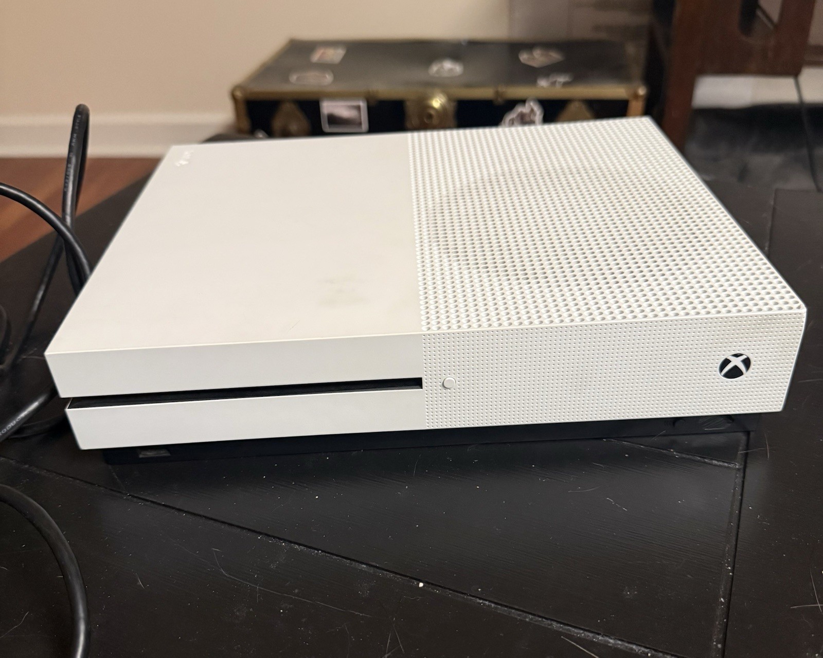 Microsoft Xbox One S 1TB White Home Console 4K UHD Wi-Fi Region Free