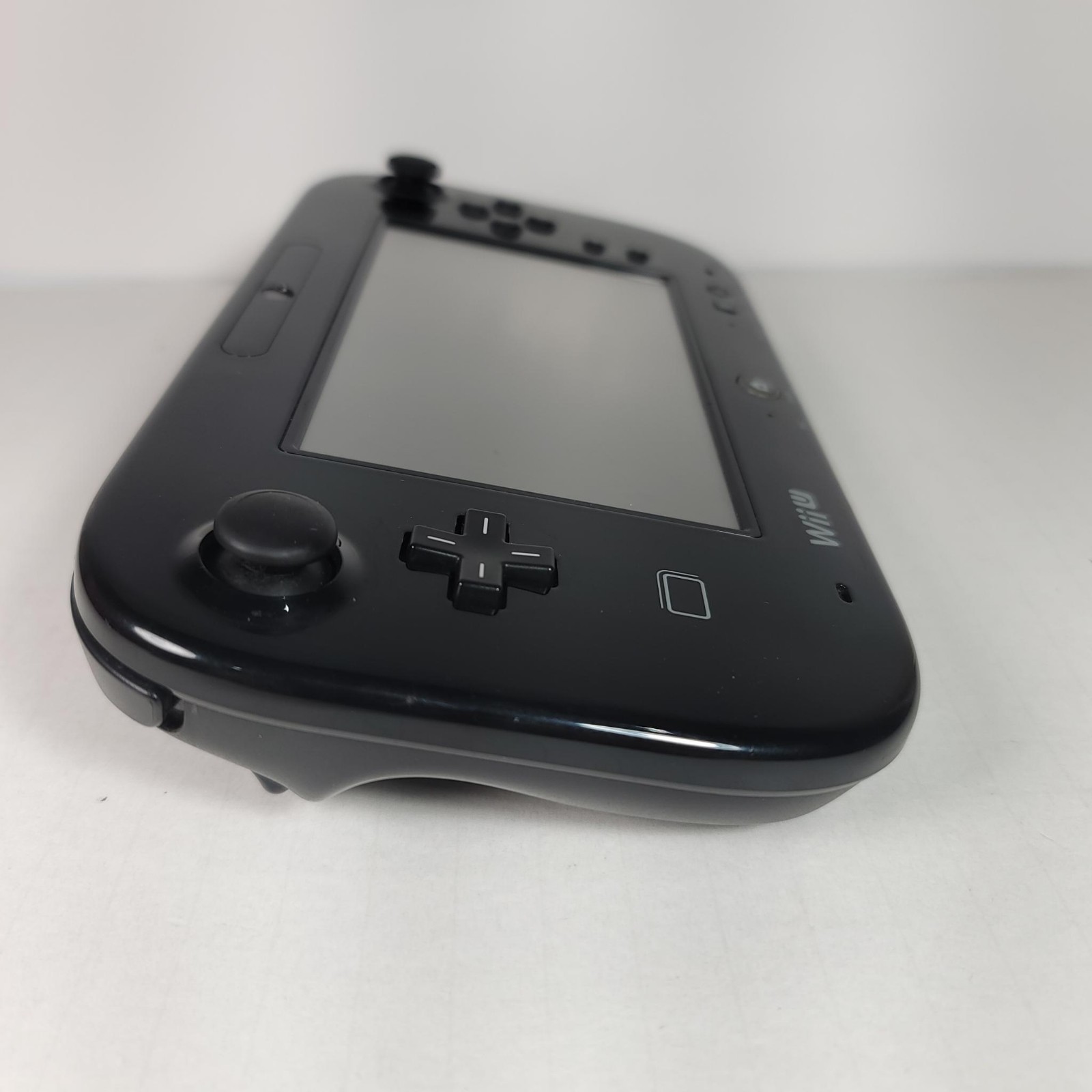 Nintendo Wii U 32GB Black Console Bundle w/ GamePad Power Cable & 2 Games TESTED