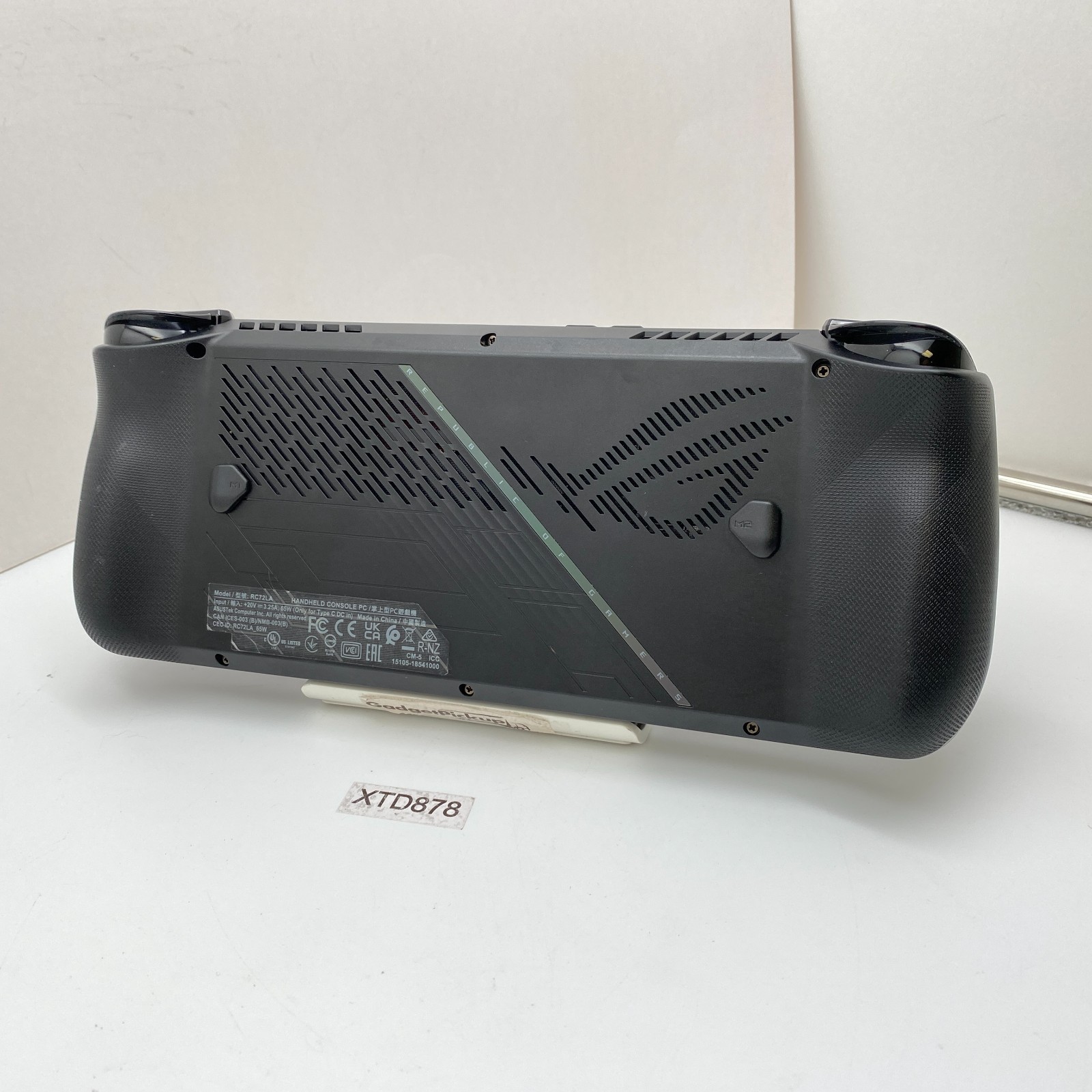 ASUS ROG Ally X – 1TB SSD – AMD Ryzen Z1 Extreme – Handheld Console – Good Cond.