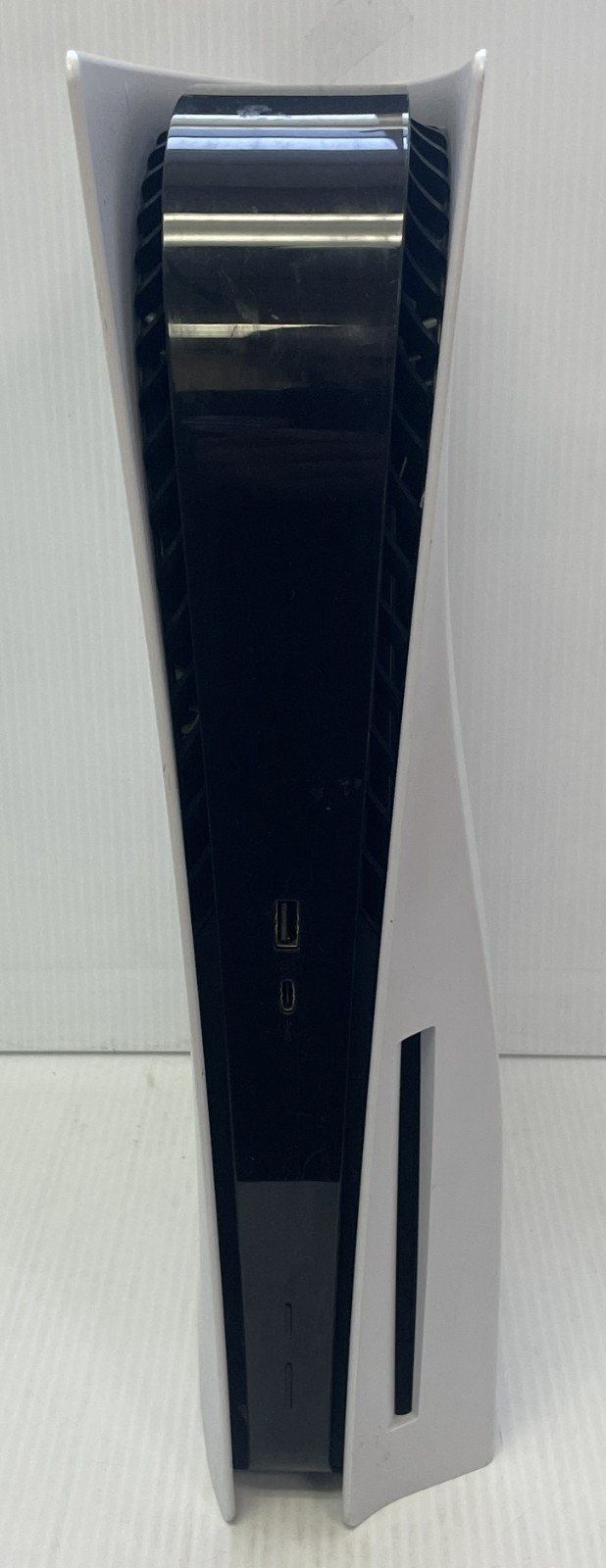 MA6 Sony PlayStation 5 – CFI-1215A – 825GB Video Game Console – READ DESCRIPTION