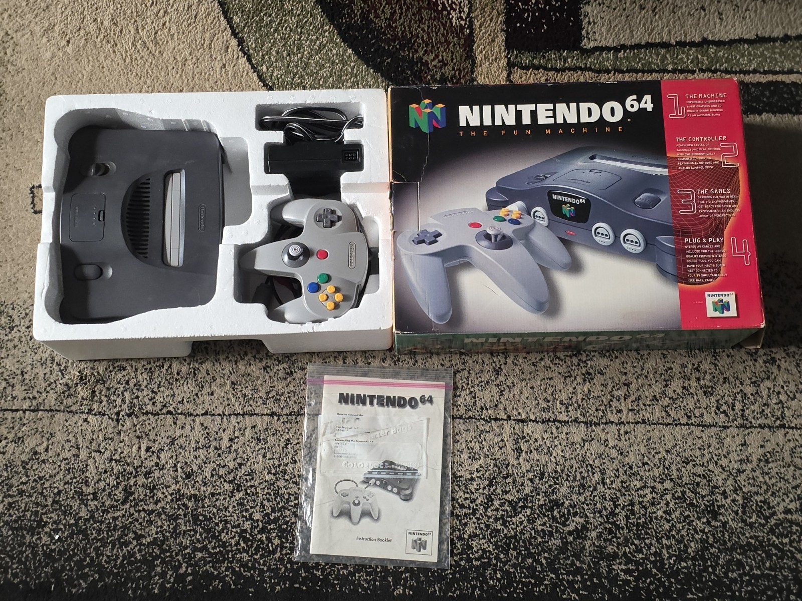 Nintendo 64 Launch Edition Console Complete in Box CIB 1996 The Fun Machine N64