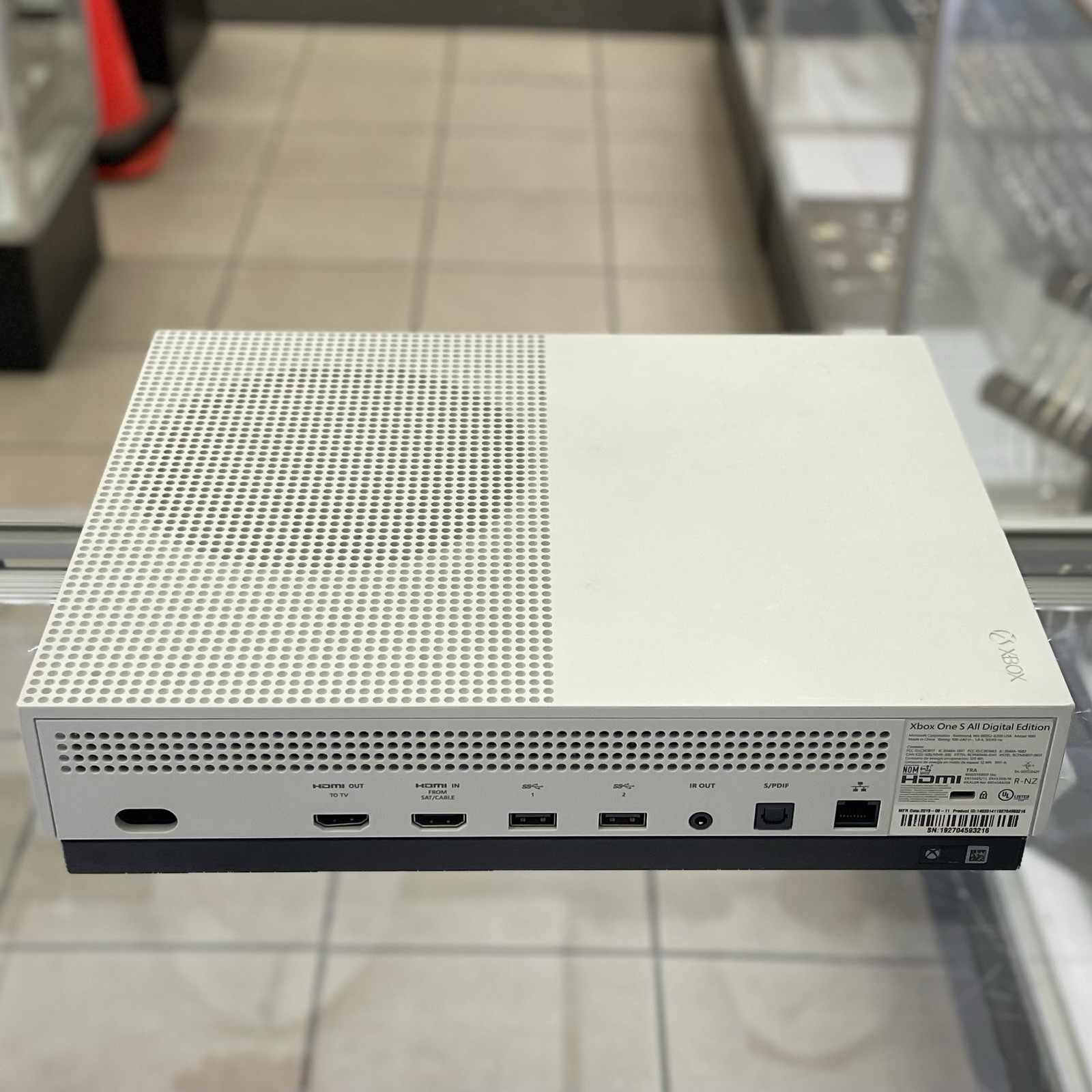 Microsoft Xbox One S All Digital Edition 1TB – White – Console Only Faulty HDMI