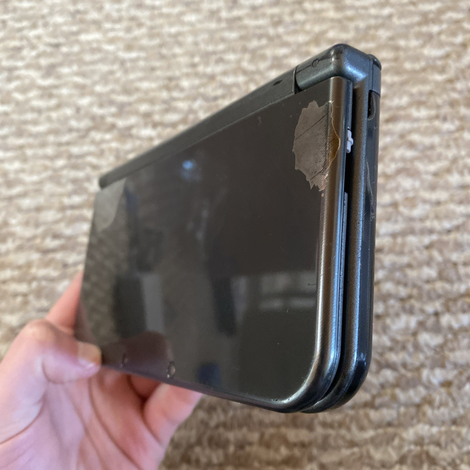 New Nintendo 3DS XL Metallic Black USA With Charger And Stylus Good Screens