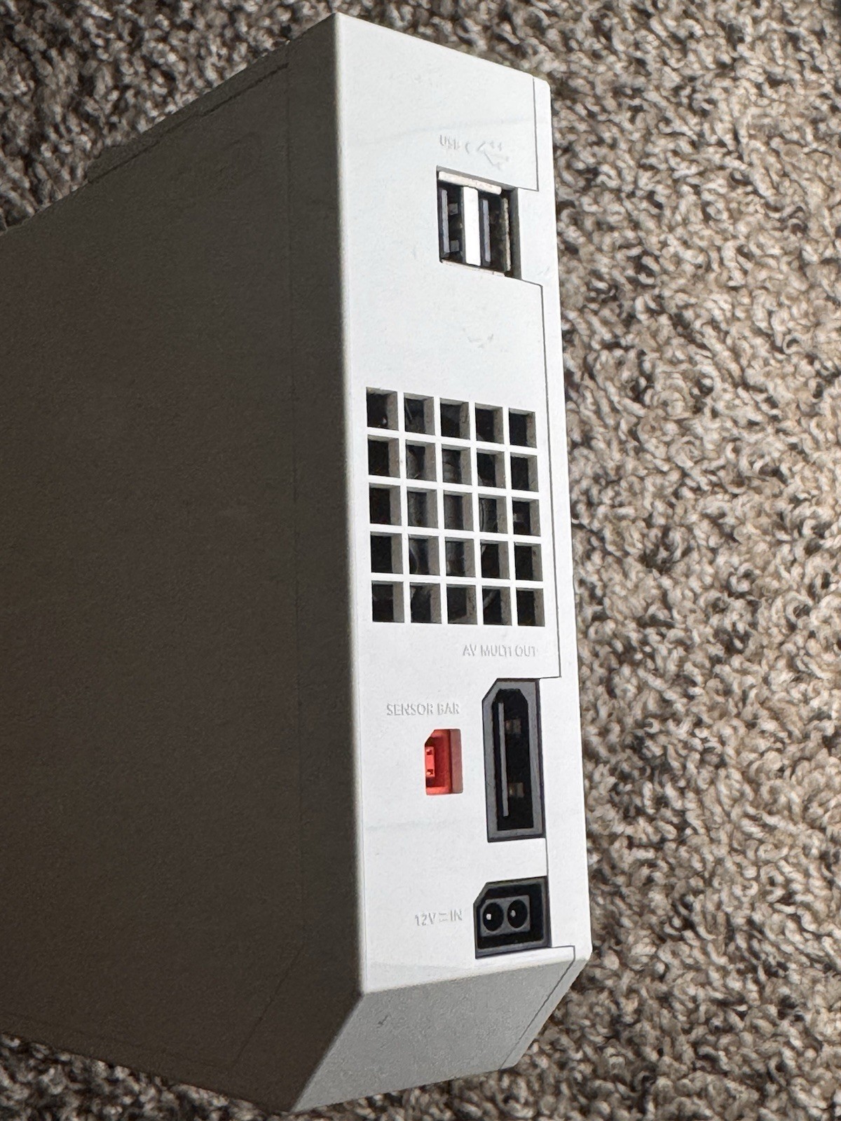 Nintendo Wii RVL-001 512 MB Home Console – White