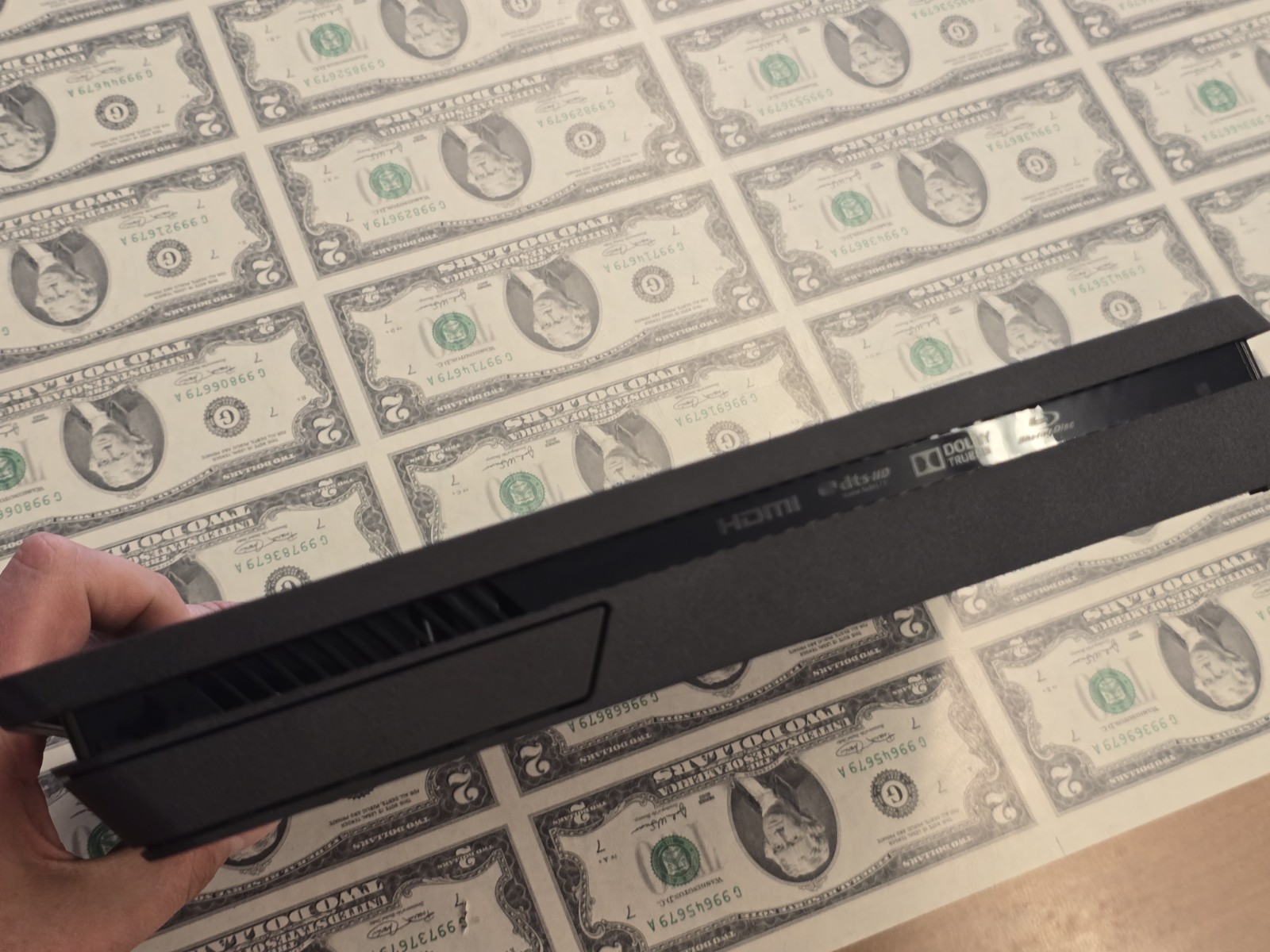 Sony Playstation 4 PS4 Slim 1TB Console – Black (CUH-2215B) v13.50