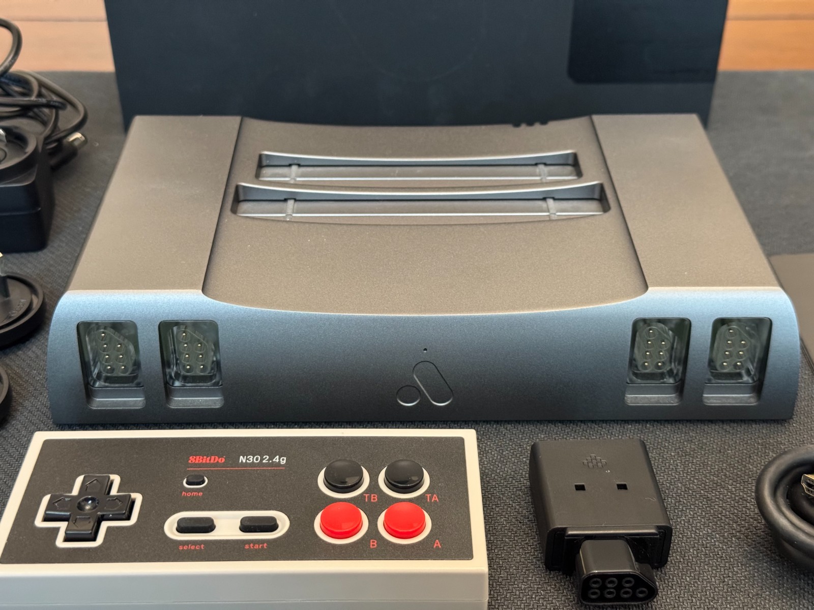 Analogue Nt mini v2 Noir Retro NES Game Console – Black Complete in Box