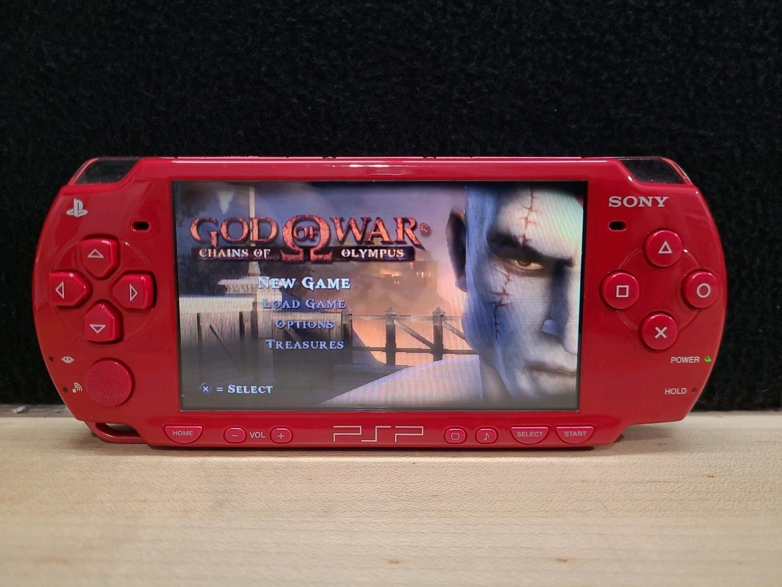 Sony PlayStation Portable PSP-2001 God of War Edition Red Console W/Game New Bat
