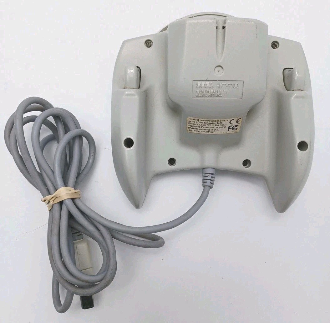 Sega Dreamcast Bundle Console, Controller, Cords, HKT 3020