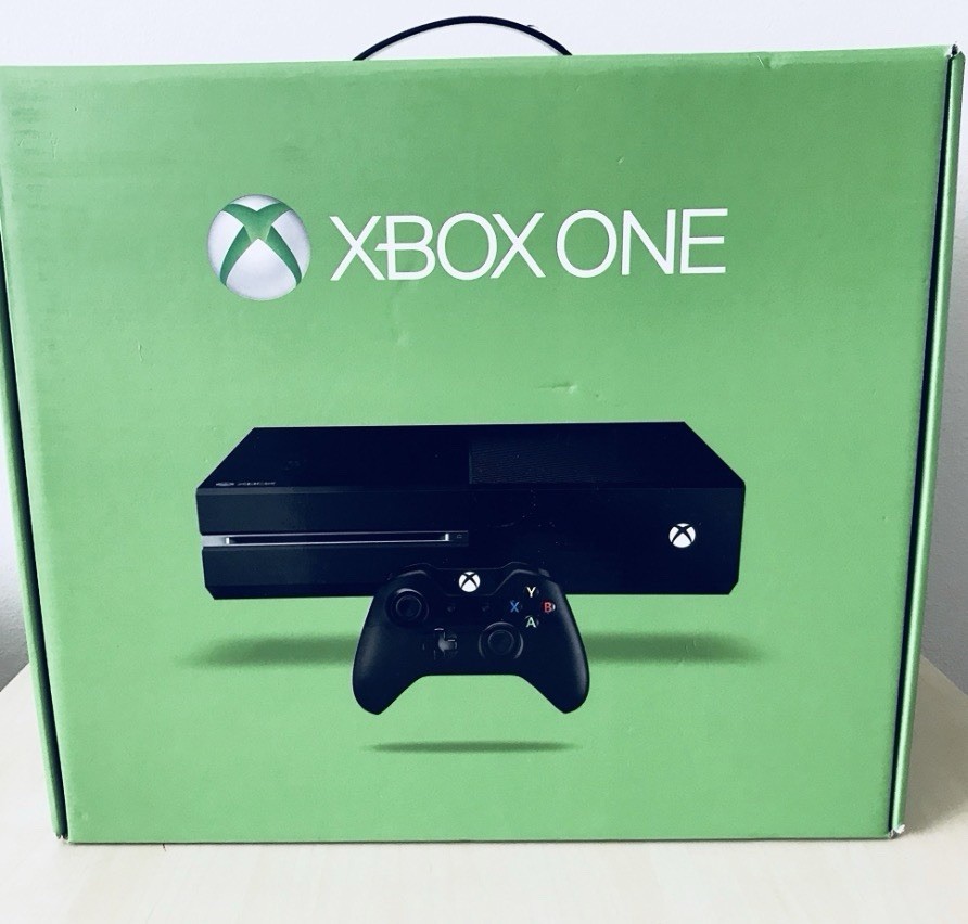Microsoft Xbox One 500GB Black Console 1080p w/ Wireless Controller HDMI