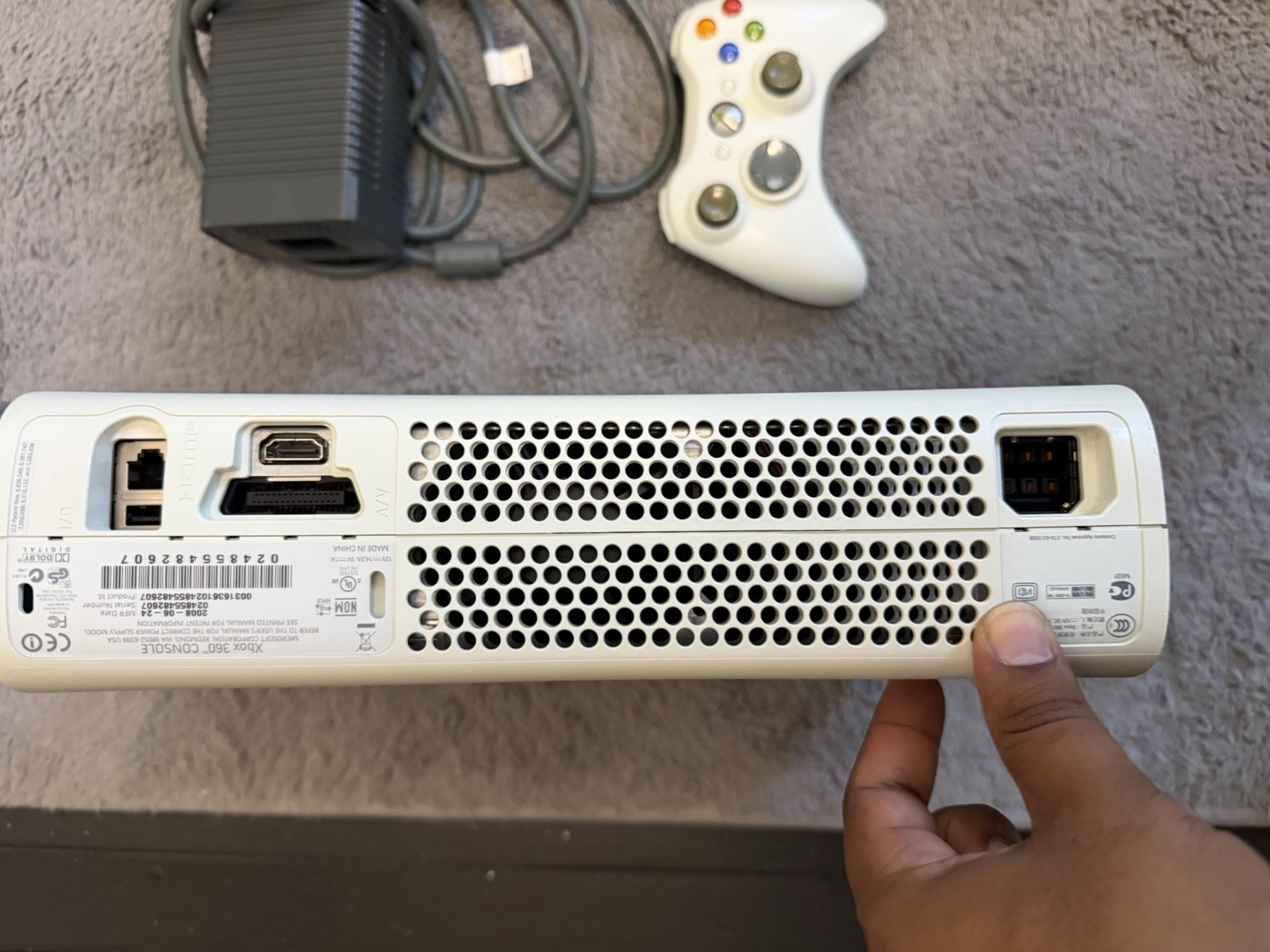 Microsoft Xbox 360 Pro System Bundle 60GB White Console
