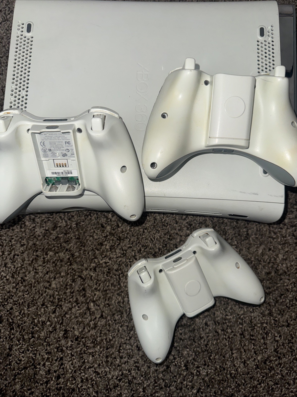 Microsoft Xbox 360 Pro 20GB Console – Matte White