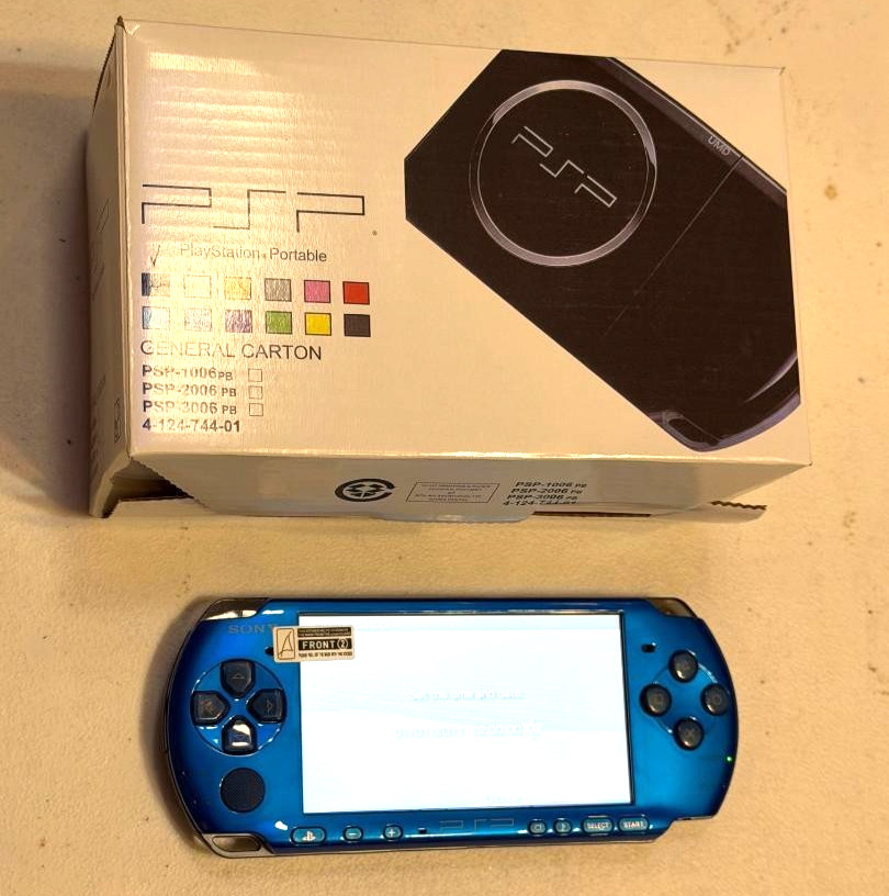 Sony PlayStation PSP 3000 Console with Charger New Battery Box