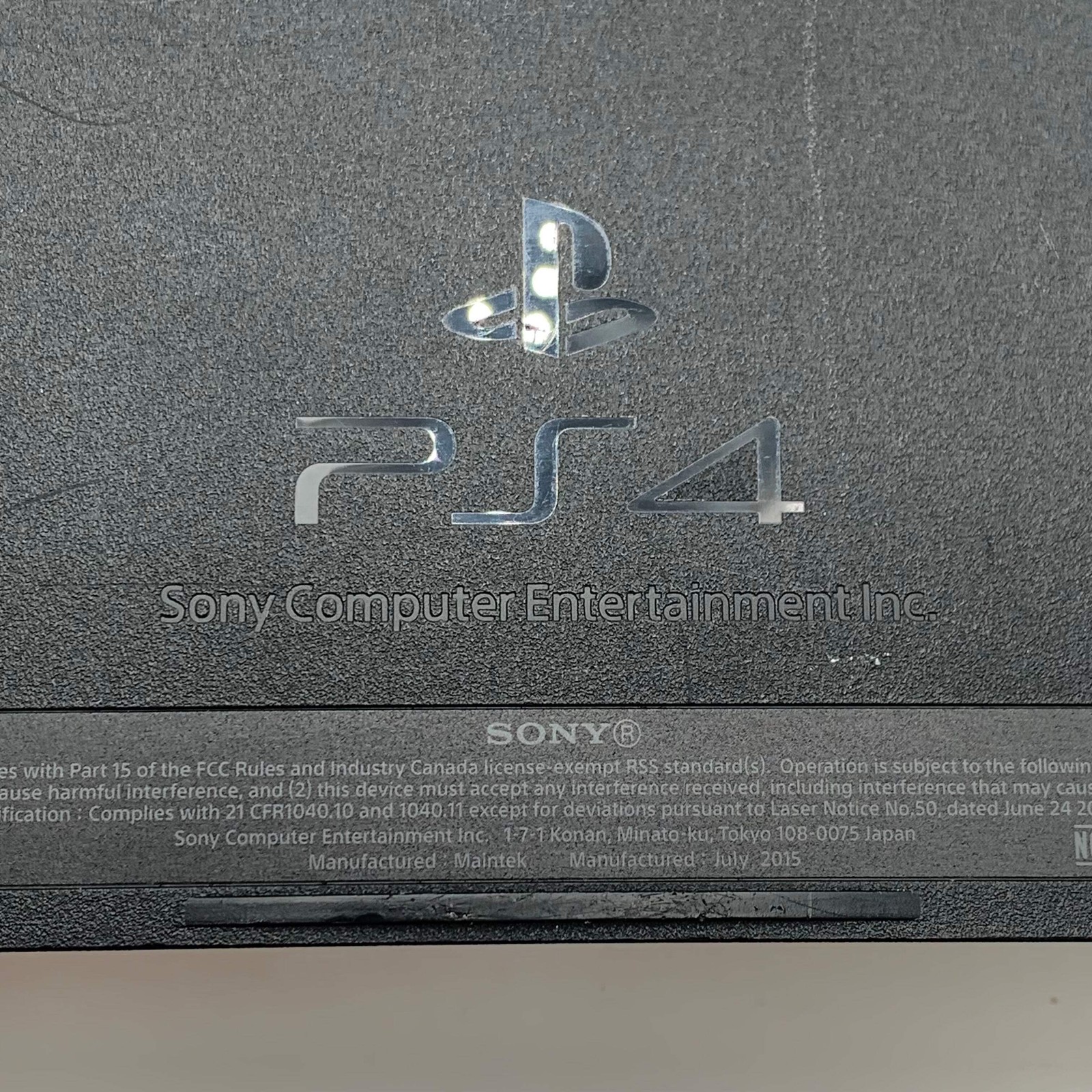 Sony PlayStation 4 500GB CUH-1215a PS4 Gaming Console W/ Cables