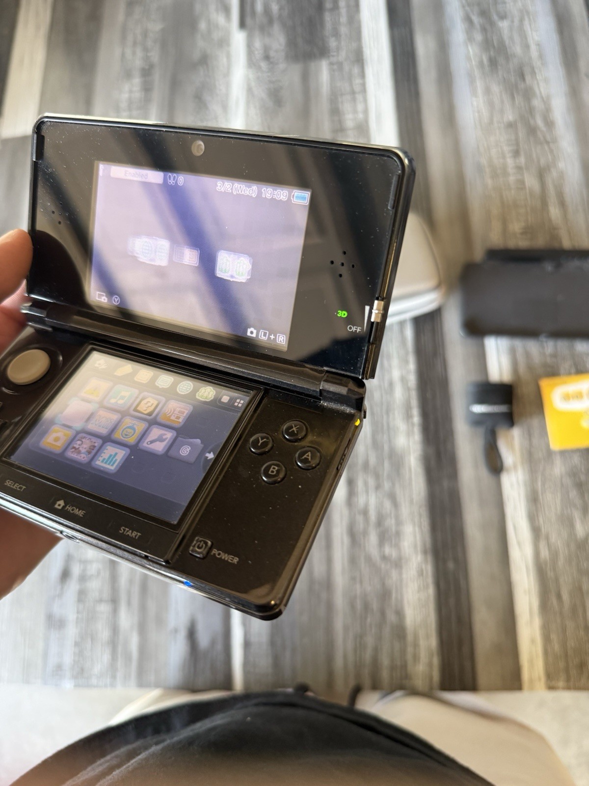 Nintendo 3DS Cosmo Black Console w/ Nintendo Case Tested