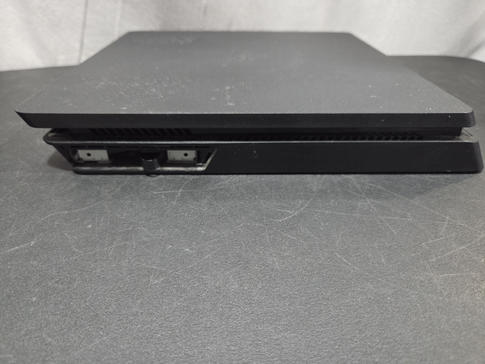 Sony PlayStation 4 Slim 1TB Black PS4 Console CUH-2215B with Controller Tested