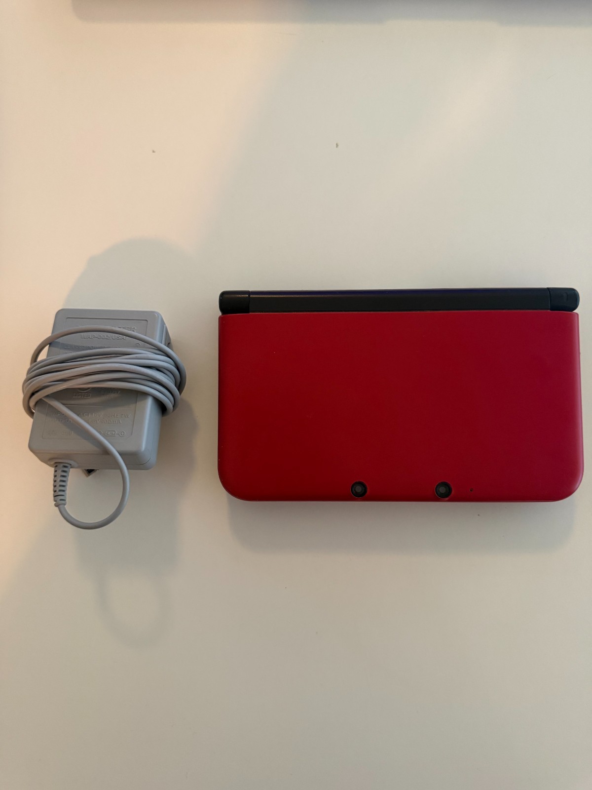 Nintendo 3DS XL Black Stylus 4 GB Charger Tested (Red / Black) US