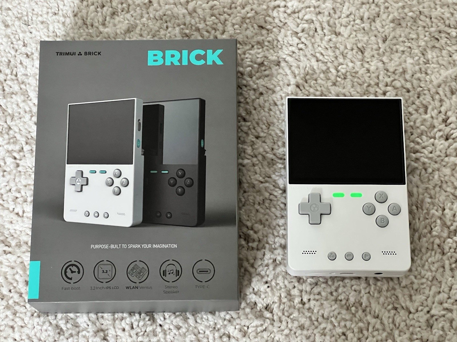 TrimUI Brick, White Console, 3.2” IPS Display, Linux, WiFi/Bluetooth/USB-C