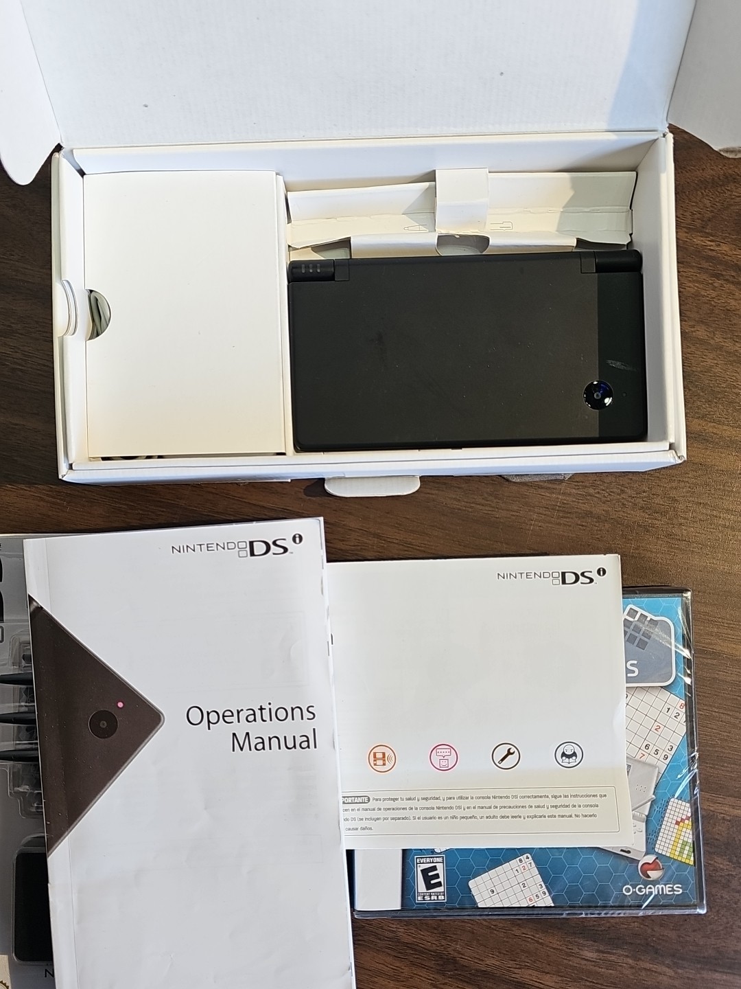 NINTENDO DSi Black Console NTSC U/C – Old Stock – TWL S KA USZ And Accessory Kit