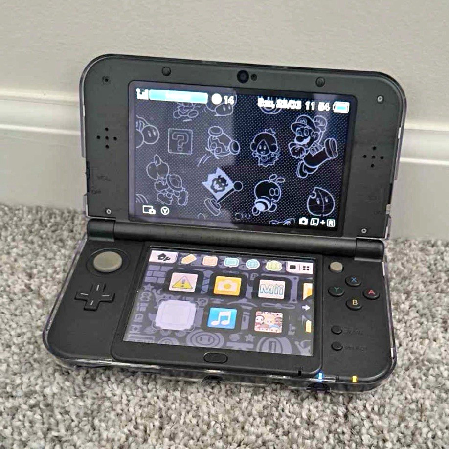 New Nintendo 3DS XL !!!OPEN TO OFFERS!!!