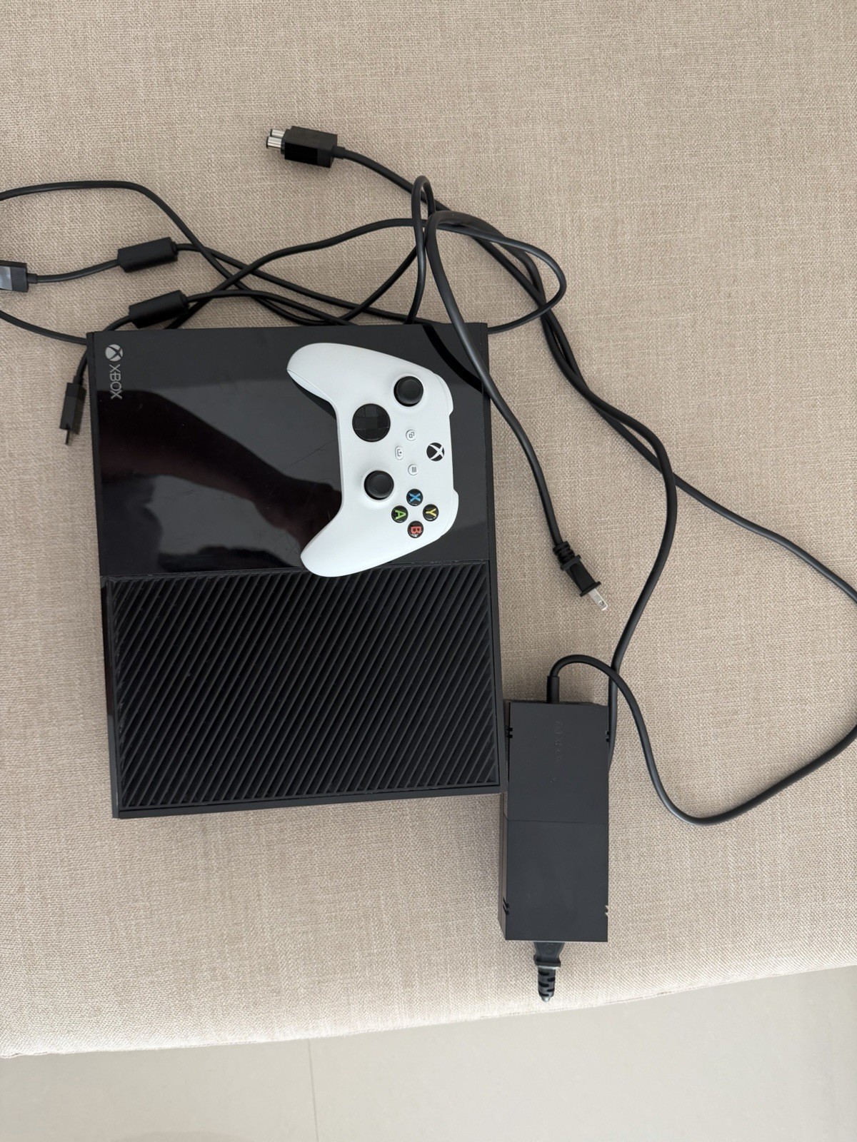 Microsoft Xbox One Black 500GB Console with Power Cord, HDMI and Controller