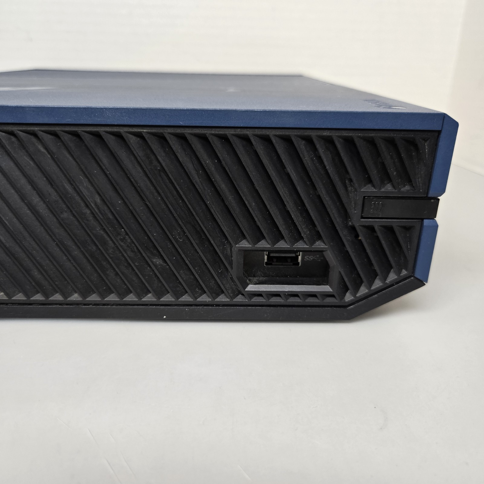 Microsoft Xbox One Forza Motorsport 6 Limited Edition Console Only 1TB – Tested