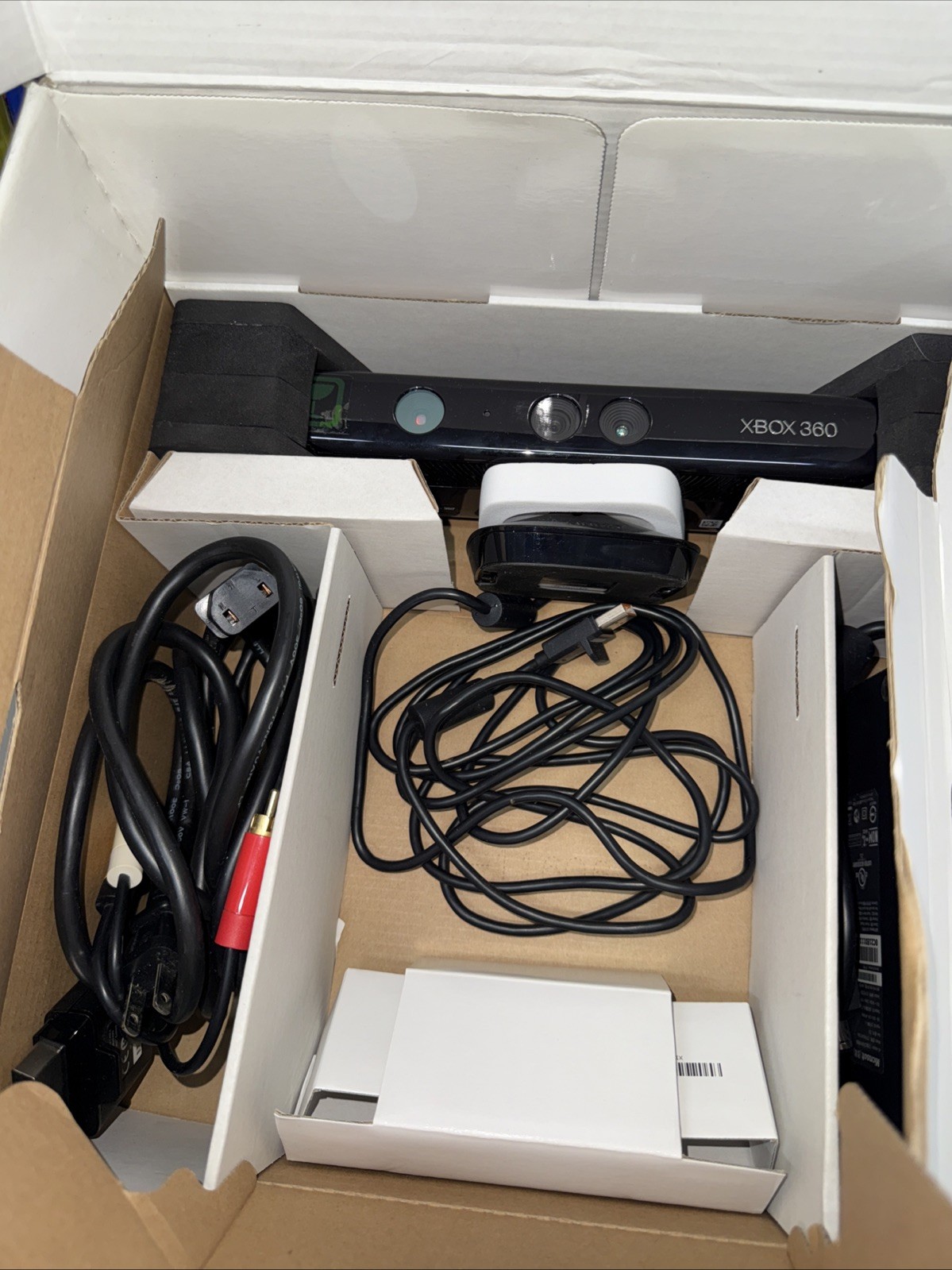 Microsoft Xbox 360 S Gaming Console and Kinect – Black LOOK! ⭐️