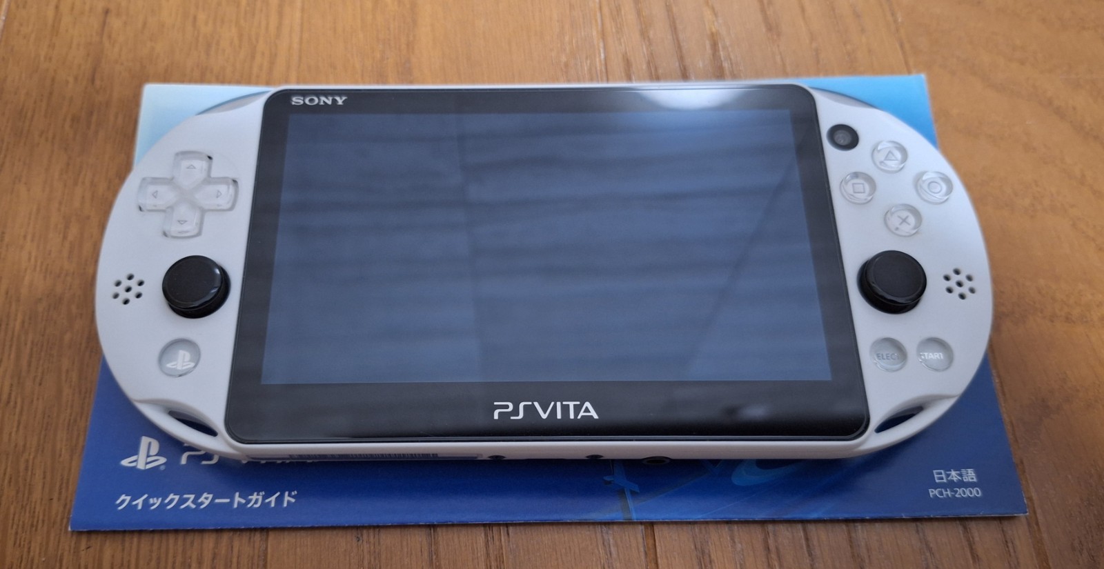 PS Vita Saga Scarlet Grace Glacier White Console *NEAR MINT FOR COLLECTION*