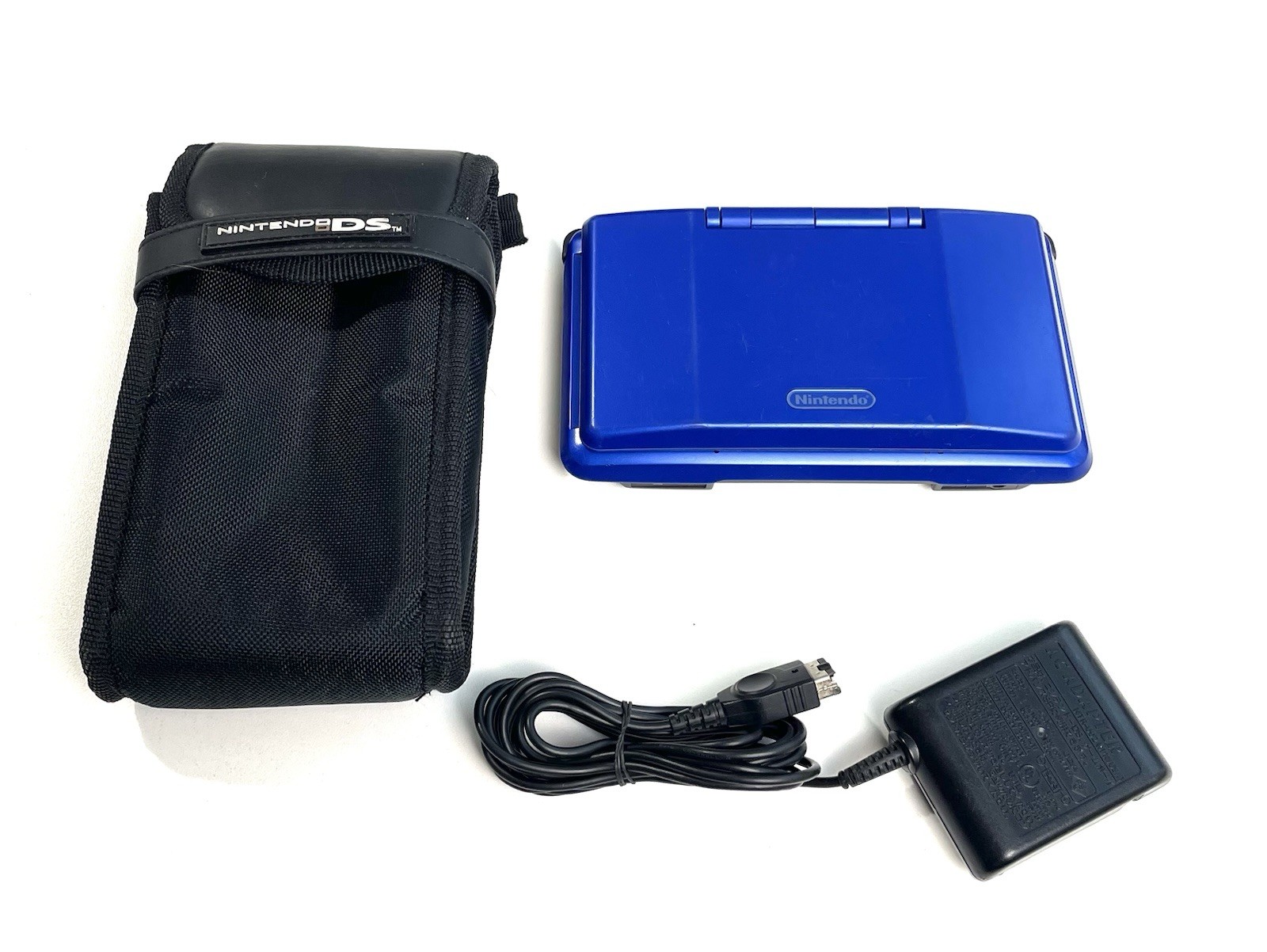 Nintendo DS Original NTR-001 Console w/ Soft Case & Charger *READ DESCRIPTION*