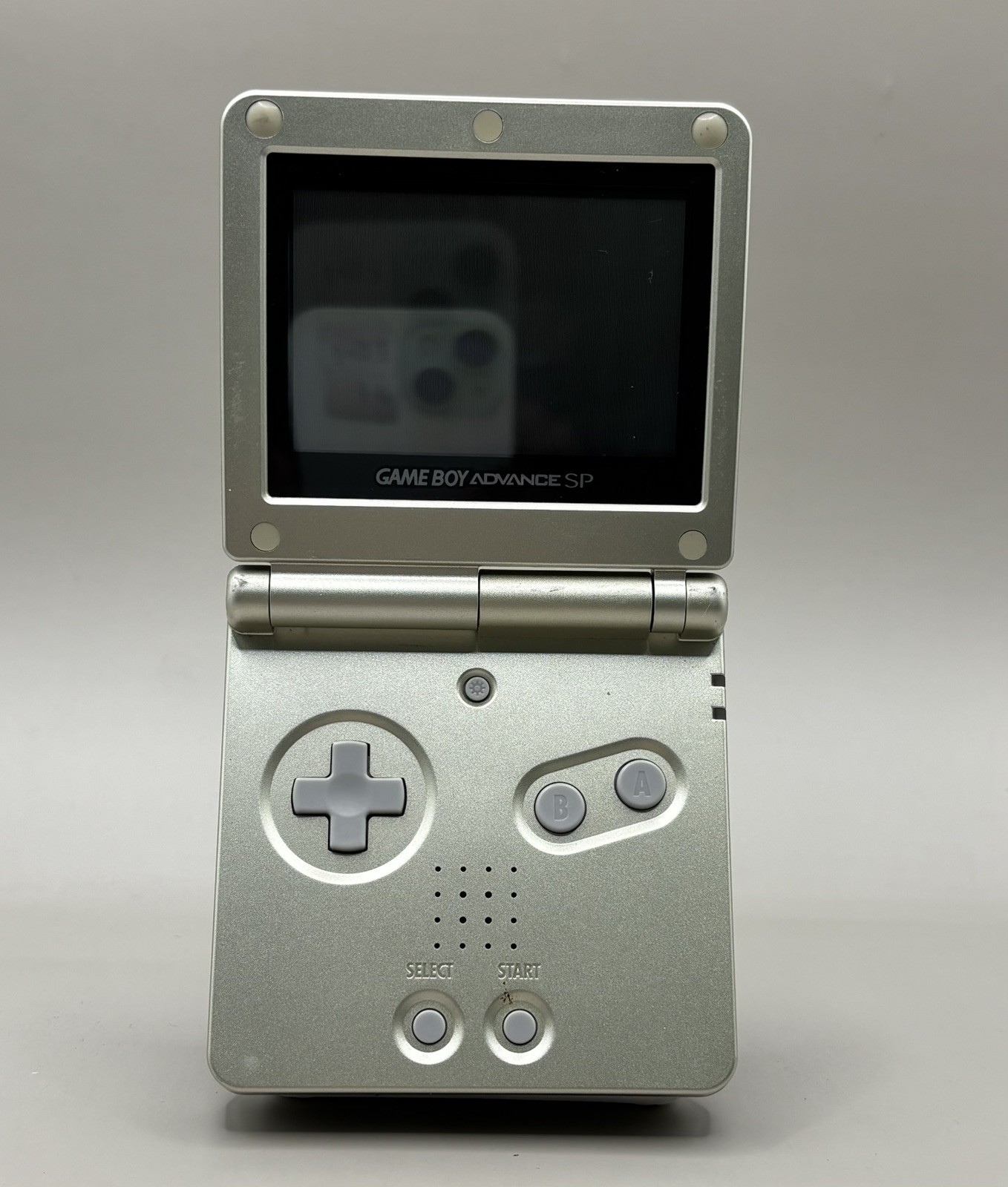 Nintendo Game Boy Advance SP – Silver (G2) READ DESCRIPTION