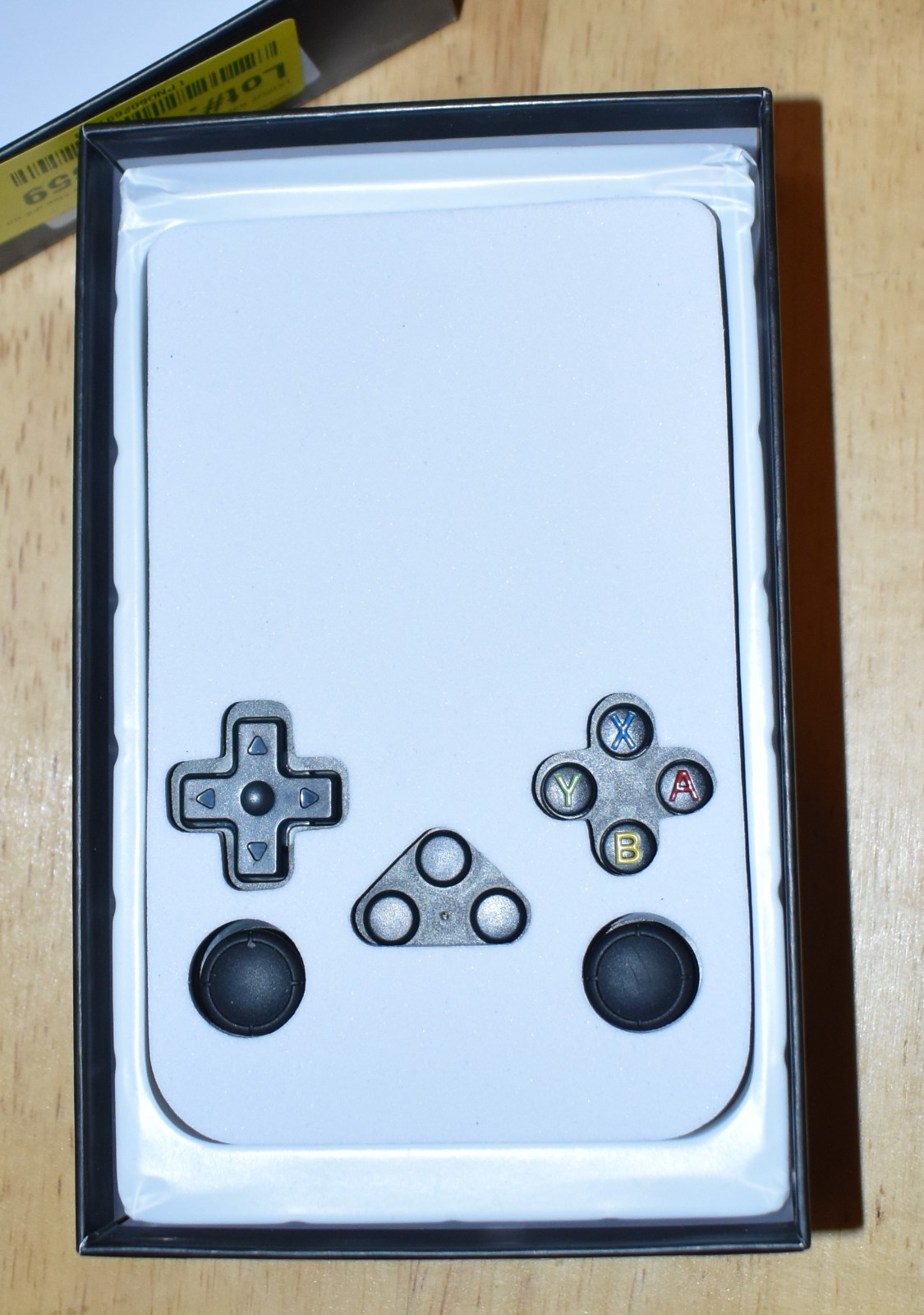 R36S Retro Handheld Video Game Console 64GB 3.5″ IPS Screen NEW