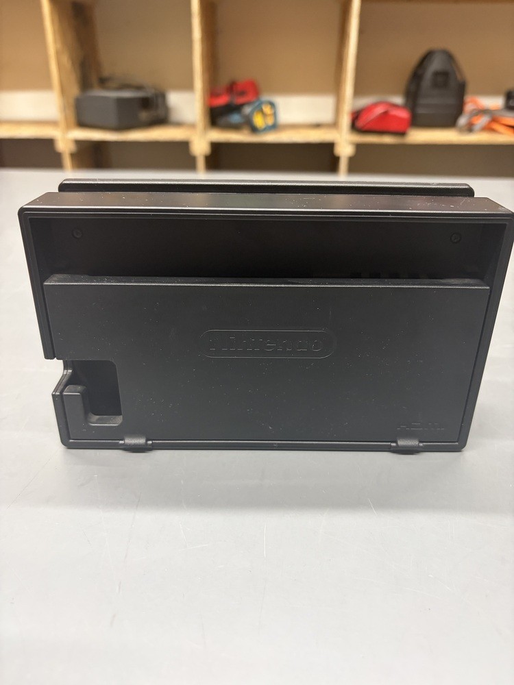 Nintendo Switch 32GB – Neon Red/Neon Red – HAC-001 w/512GB MICRO SD