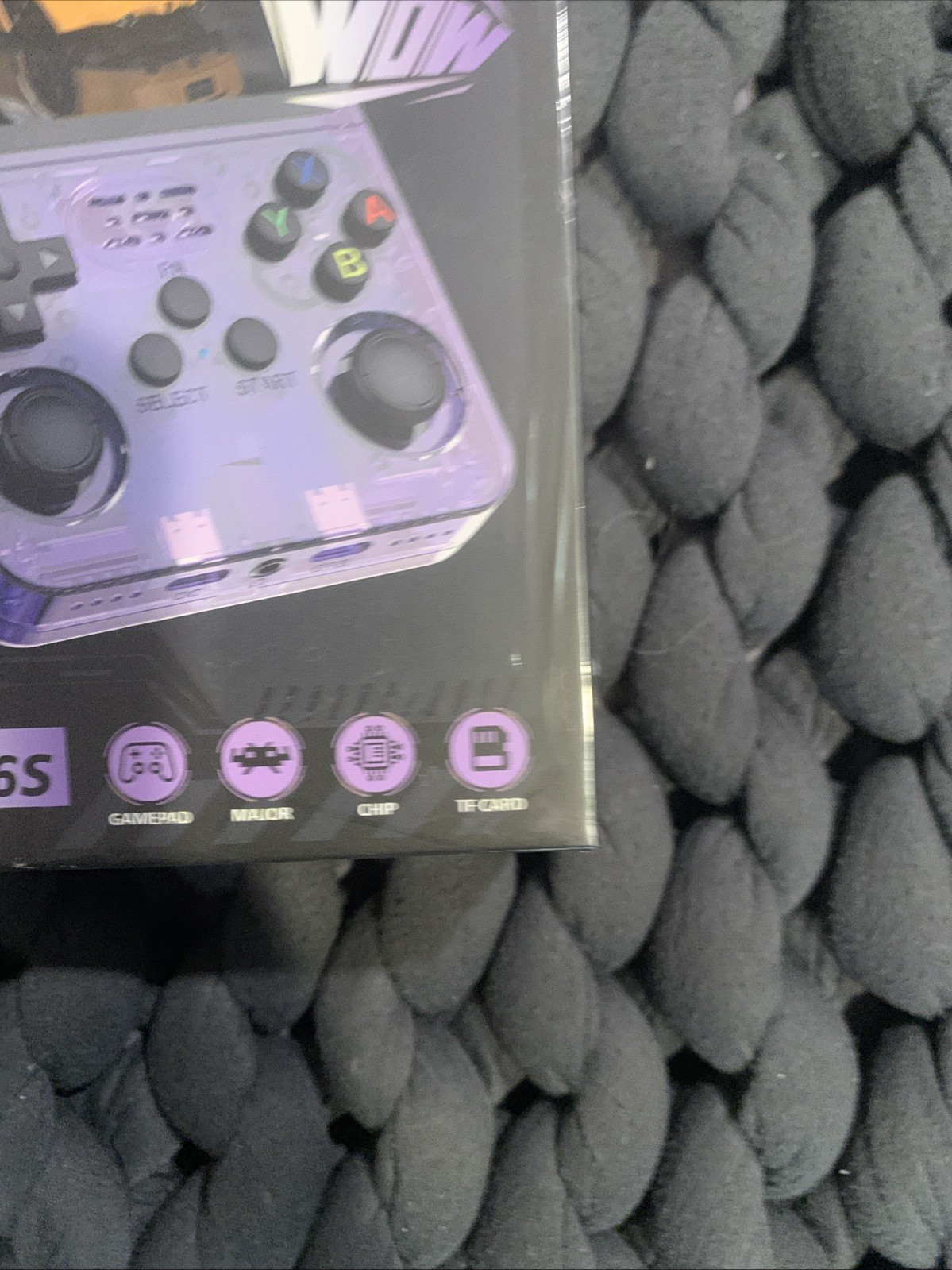 64 GB R36S Handheld Video Game Console 3.5 Inch IPS Screen, 20000+ Video Games