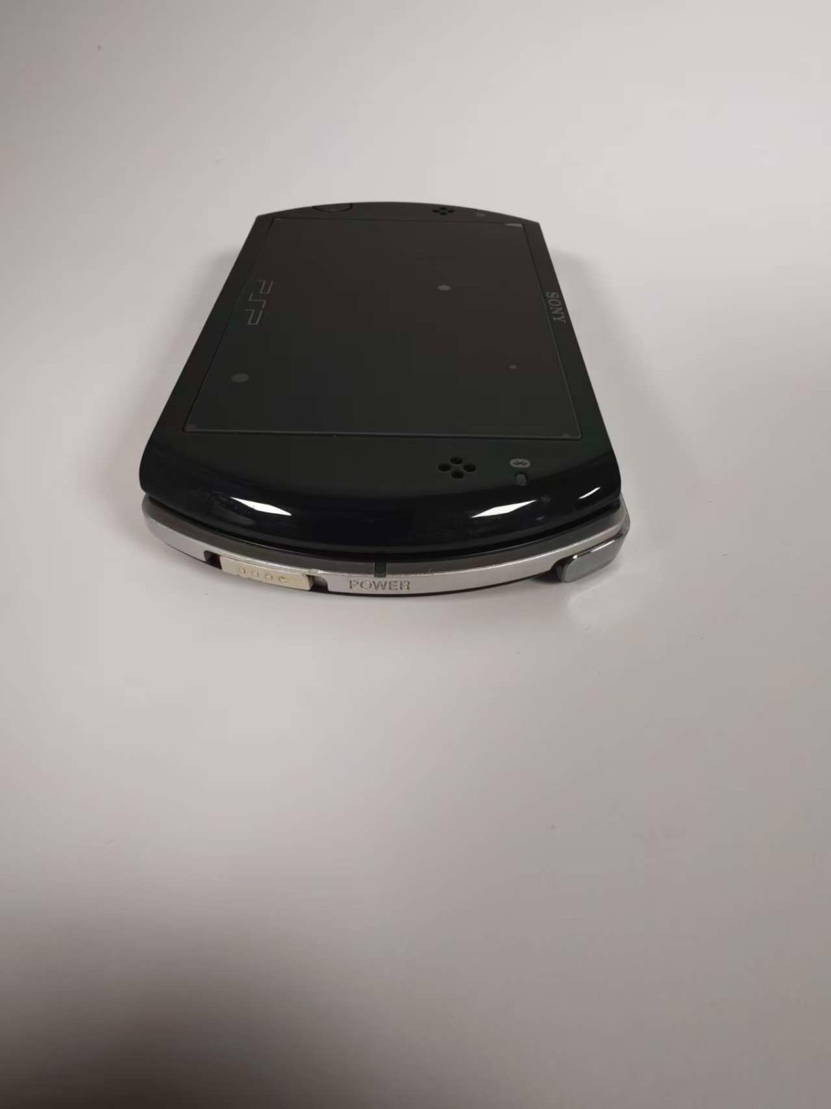 BLACK / Sony PSP Go console 16GB Great Appearance – Tested 100% Working