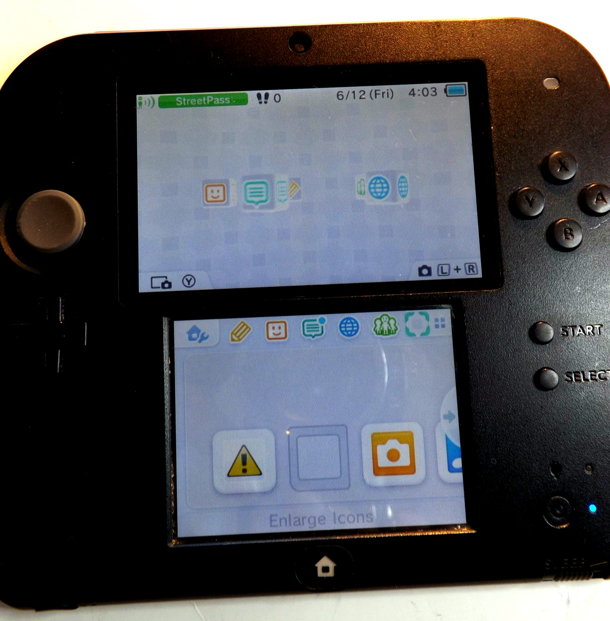 2011 Nintendo 2DS Handheld System Launch Edition Crimson Red with Power Adapter