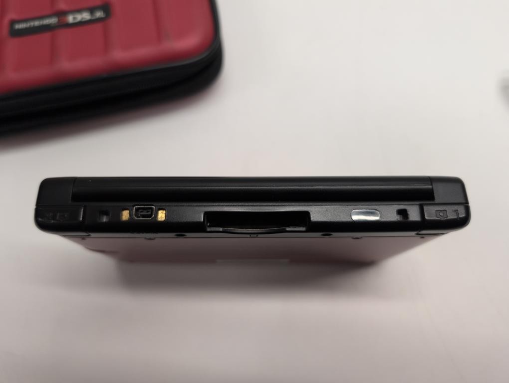 New ListingNintendo 3DS XL Handheld Gaming System SPR-001 (P03065416)