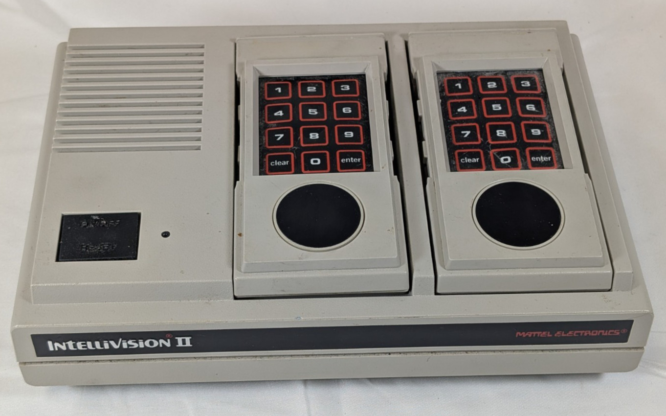 1982 Mattel Intellivision II Console Master Component 5872 – UNTESTED – No AC