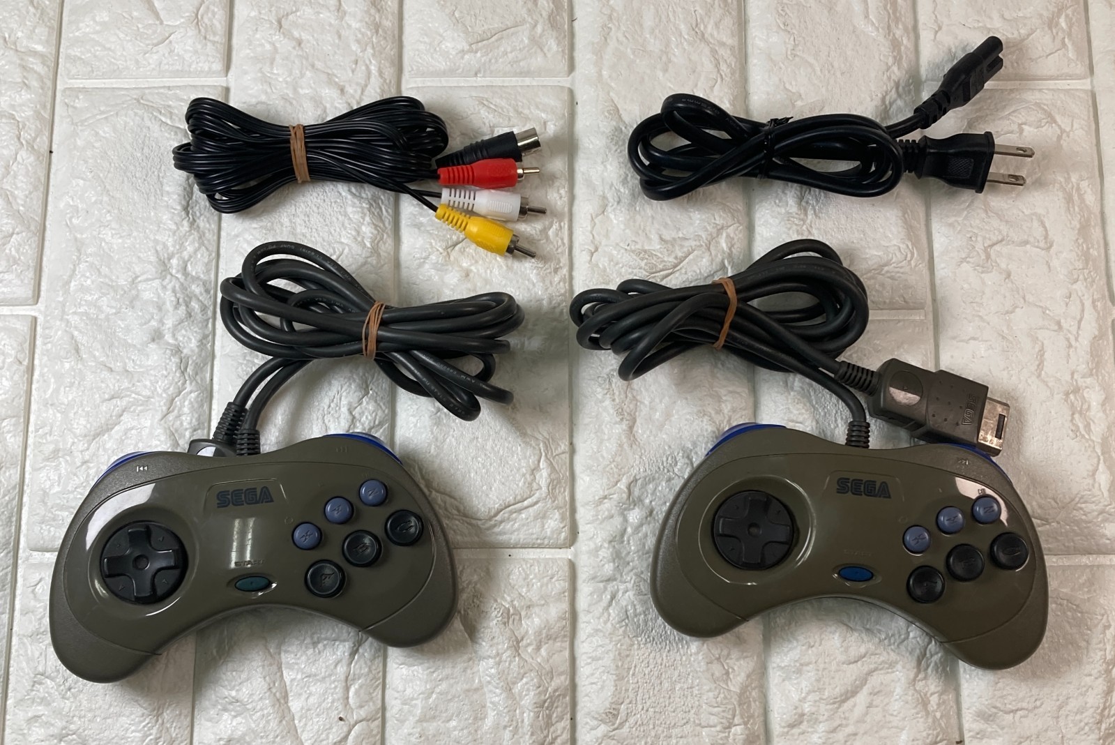 Sega Saturn Console White Japanese Version HST-3220 games 3 It works #SS10W