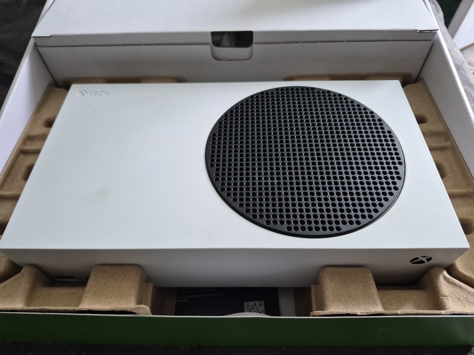 Microsoft Xbox Series S 512GB White Console (RRS00095)