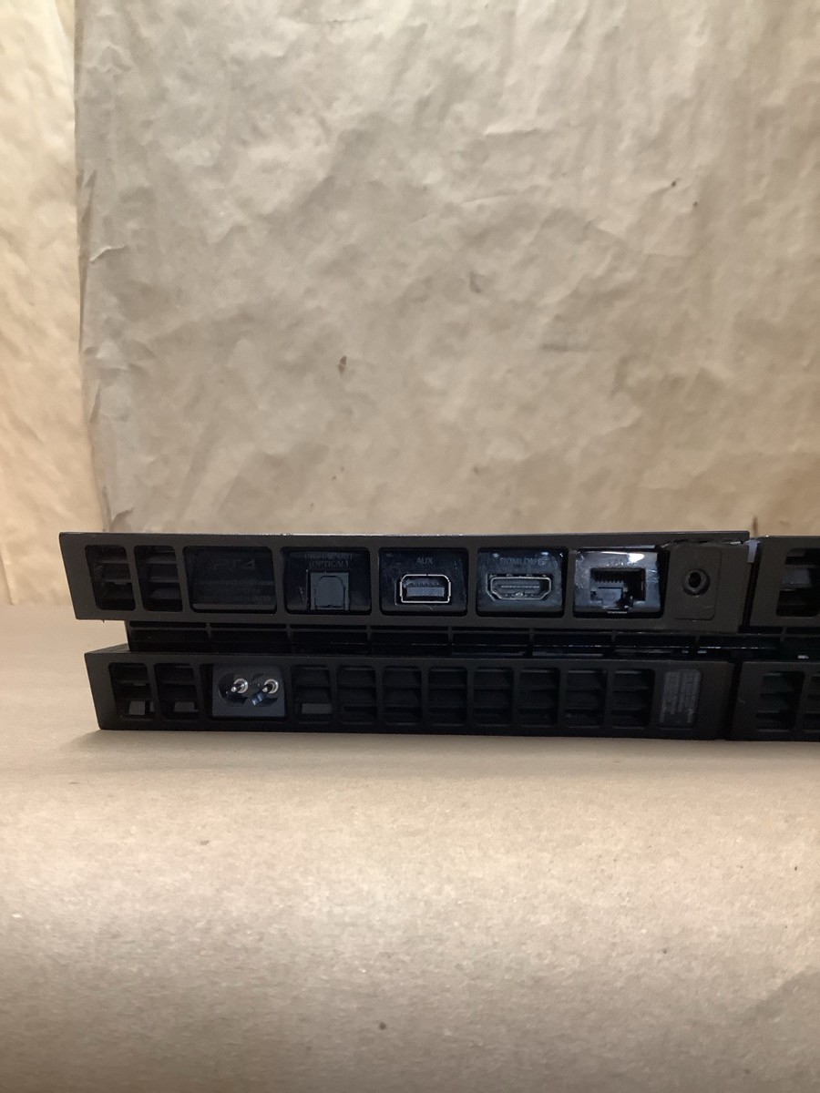 SYSTEM PS4 GAMES SONY CUH1215A, #MB859850016; 500GB (191649-11)